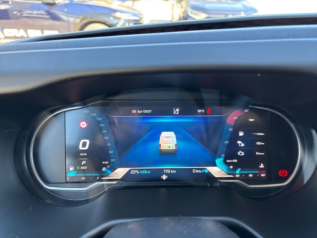 Billede af Iveco Daily 35S18 12m3 3,0 D 180HK Van 8g Aut.