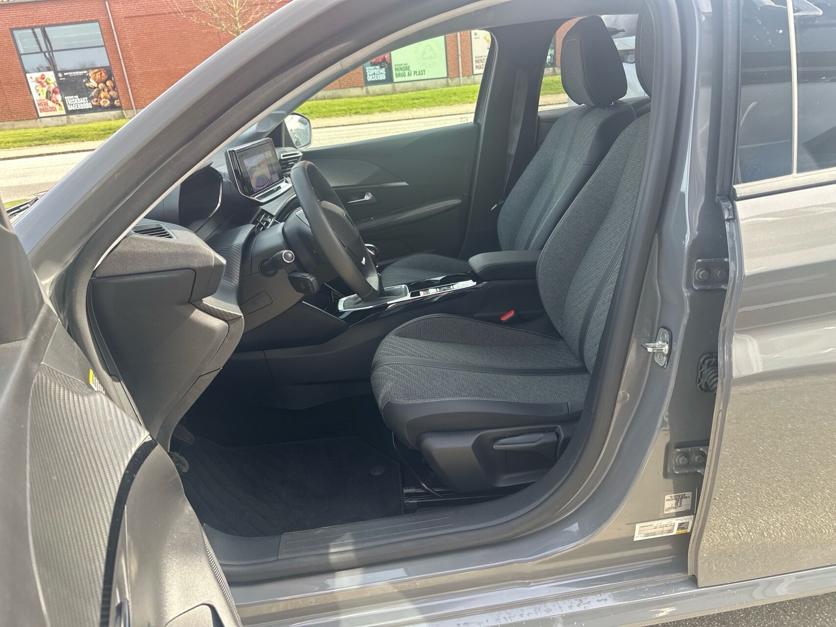 Billede af Peugeot 208 1,2 PureTech Allure+ 100HK 5d 6g