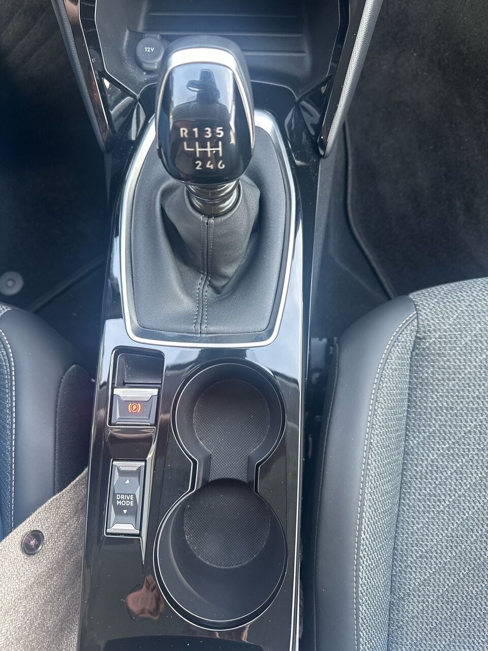 Billede af Peugeot 208 1,2 PureTech Allure+ 100HK 5d 6g