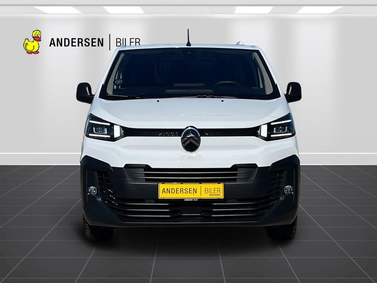 Billede af Citroën Jumpy L3 2,0 Blue HDi Masterline EAT8 145HK Van 8g Aut.