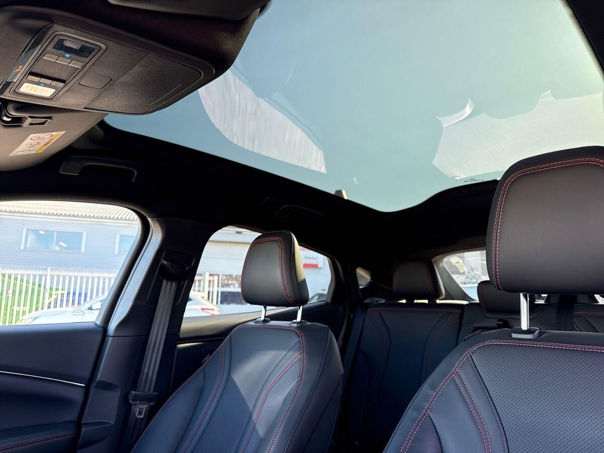 Billede af Ford Mustang Mach-E EL UR Premium AWD 351HK 5d Aut.