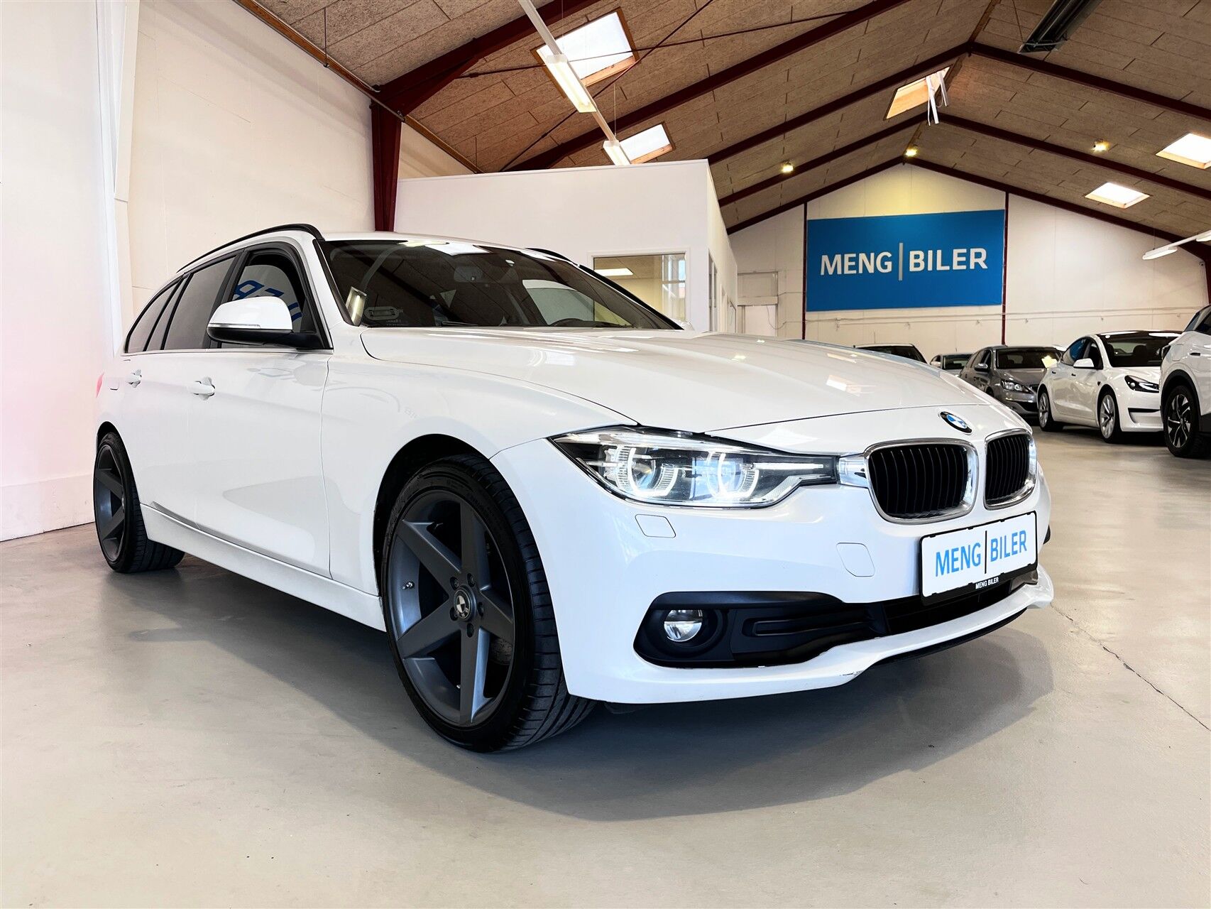 Billede af BMW 320d Touring 2,0 D Executive Steptronic 190HK Stc 8g Aut.