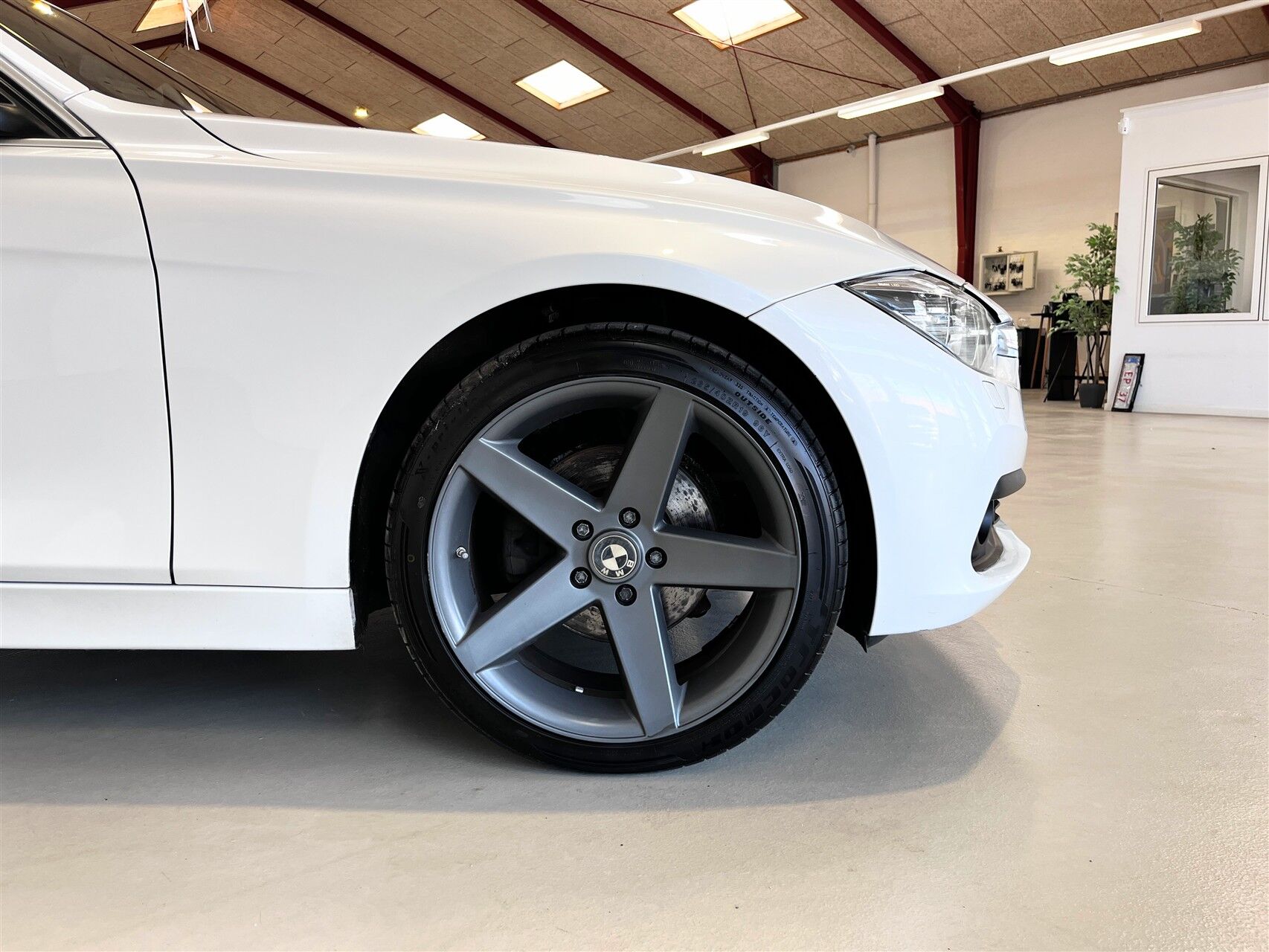 Billede af BMW 320d Touring 2,0 D Executive Steptronic 190HK Stc 8g Aut.