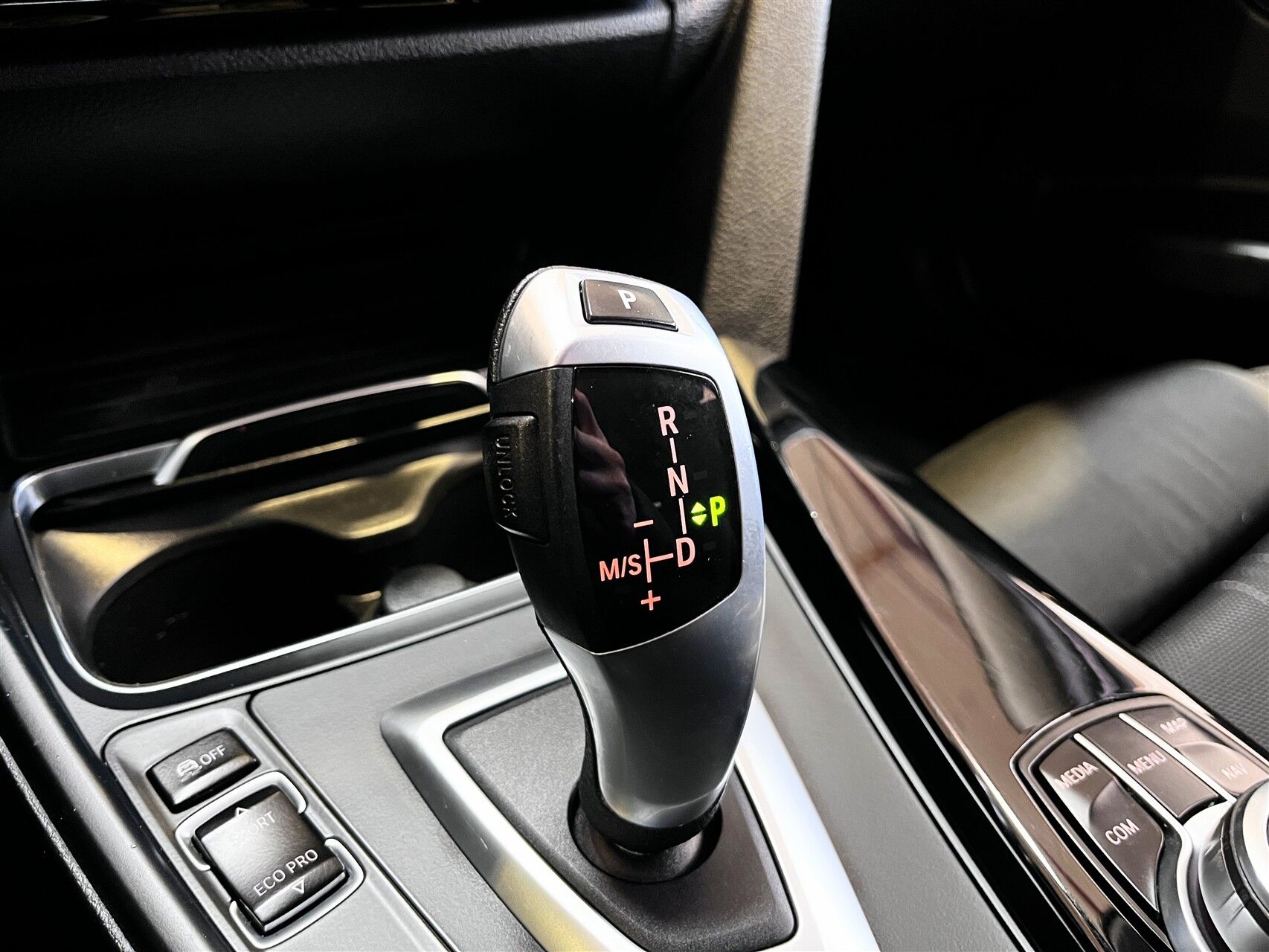 Billede af BMW 320d Touring 2,0 D Executive Steptronic 190HK Stc 8g Aut.