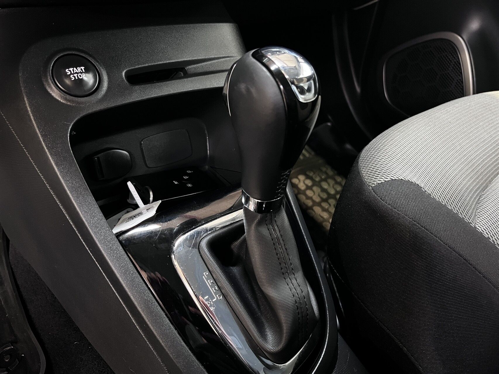 Billede af Renault Captur 1,2 TCE Expression EDC 120HK 5d 6g Aut.