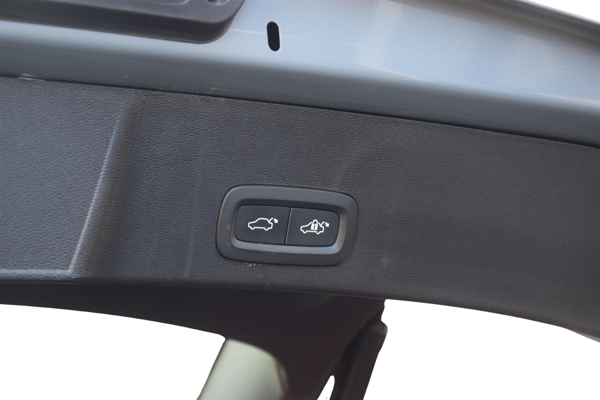 Billede af Volvo XC40 P6 Recharge Core 231HK 5d Aut.