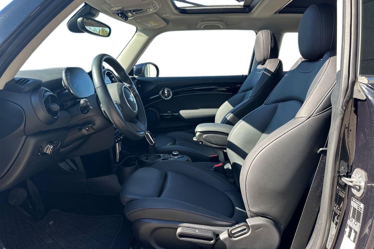 Billede af Mini Cooper 1,5 Maximise Steptronic 136HK 3d 7g Aut.