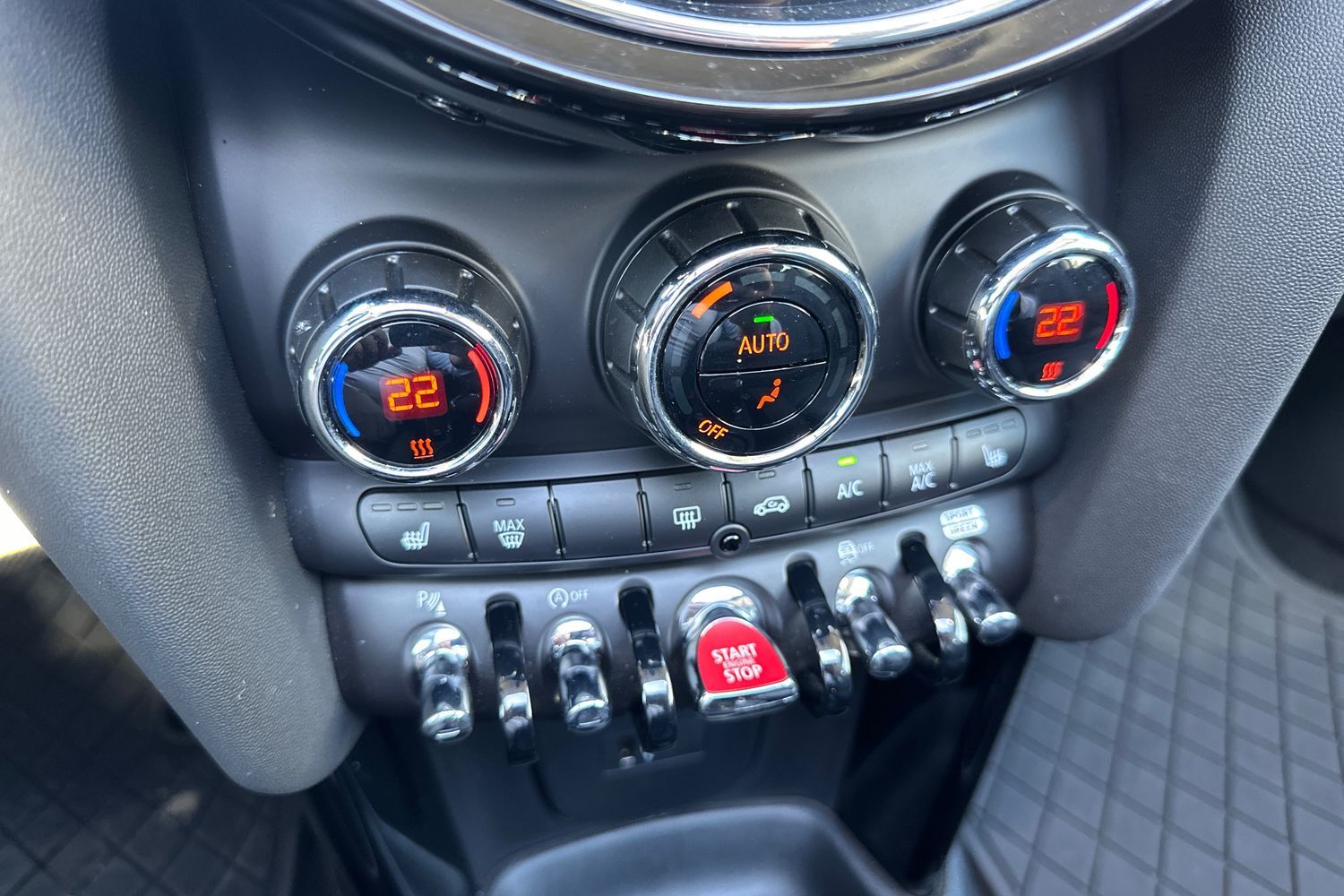 Billede af Mini Cooper 1,5 Maximise Steptronic 136HK 3d 7g Aut.