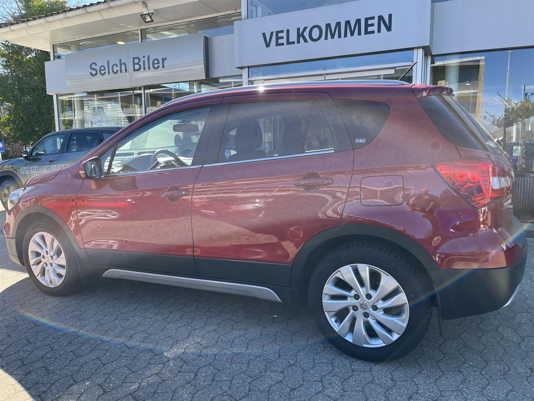 Billede af Suzuki S-Cross 1,0 Boosterjet Active 112HK 5d