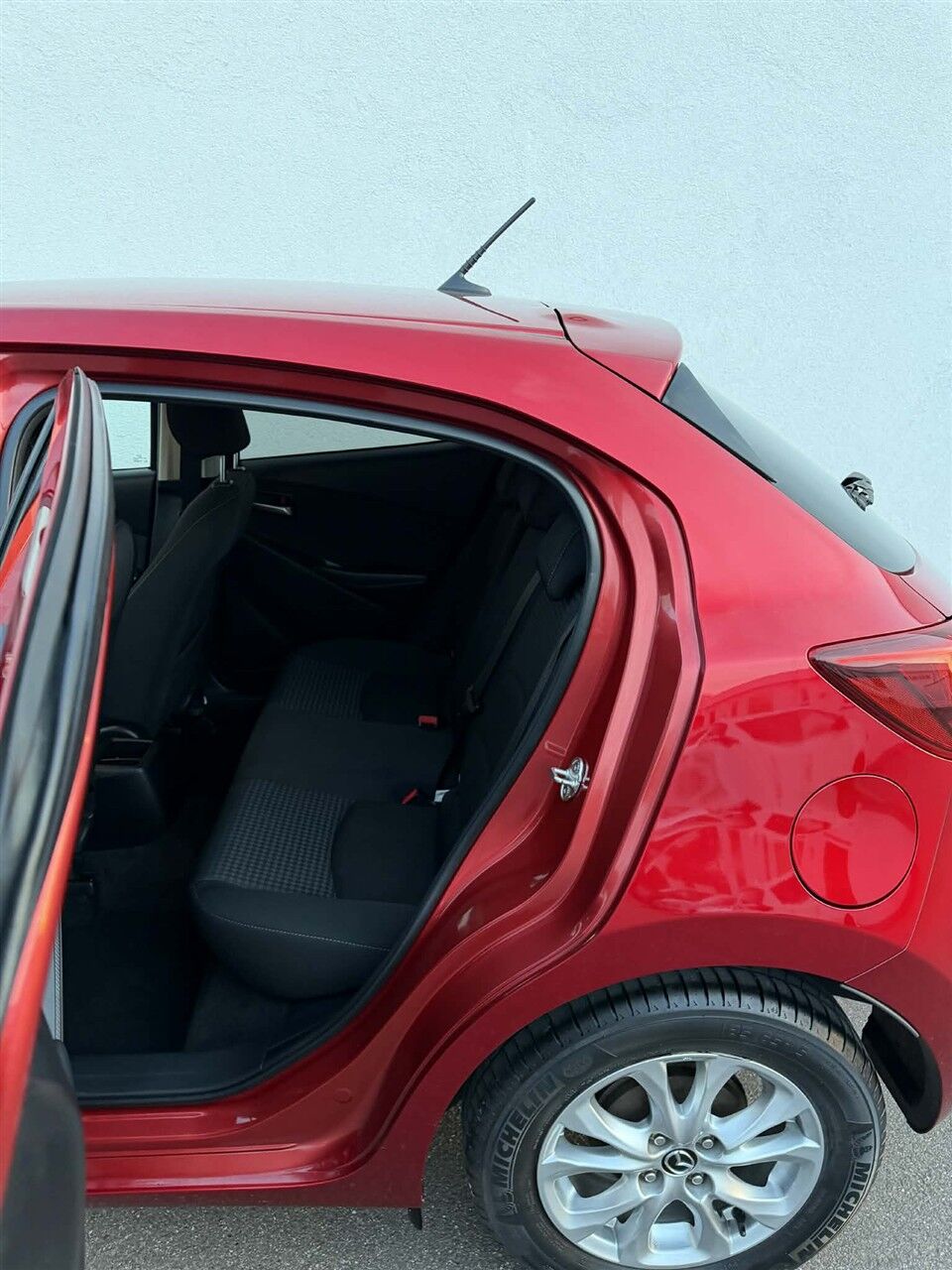 Billede af Mazda 2 1,5 Skyactiv-G Niseko 90HK 5d