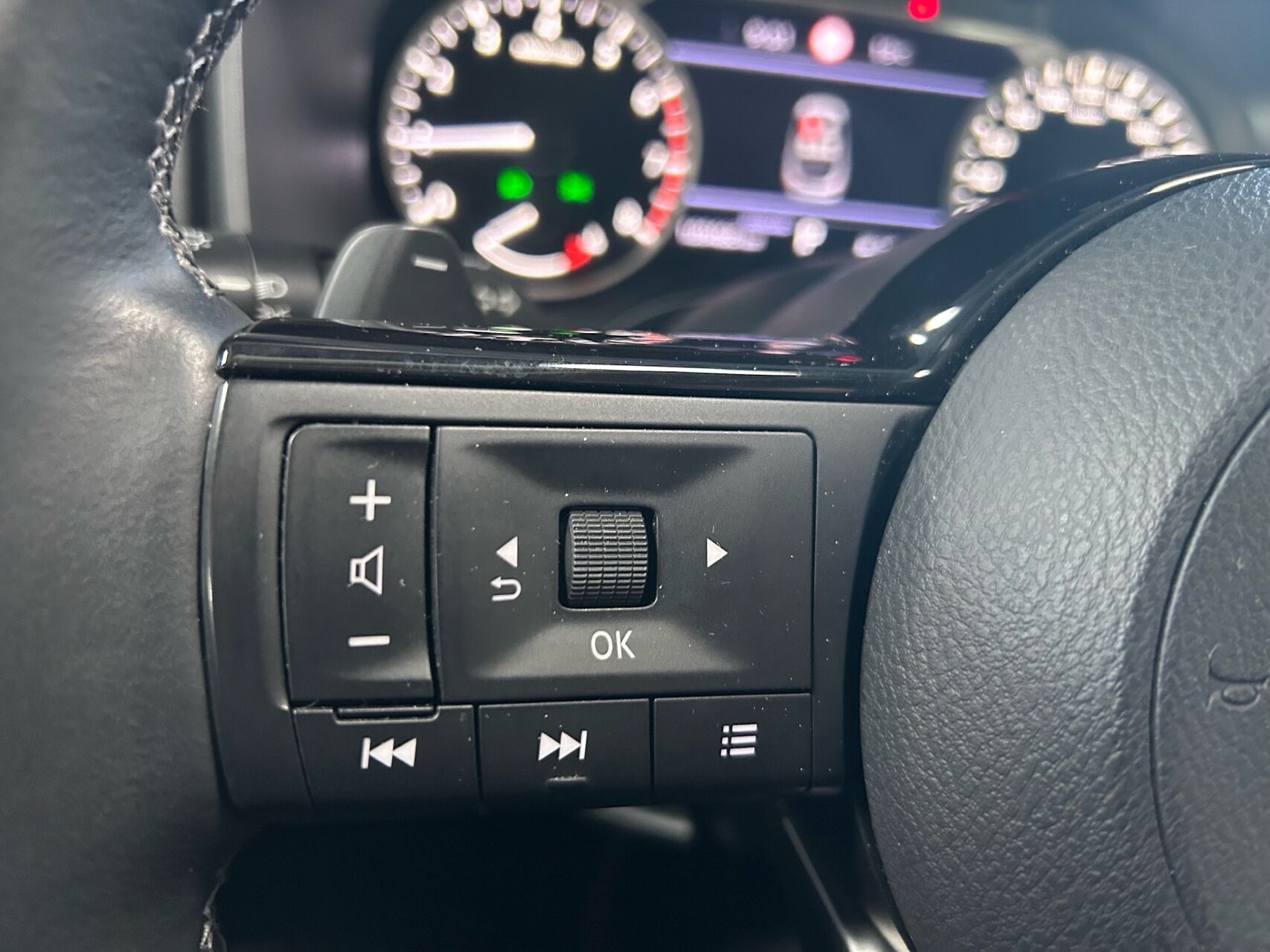 Billede af Nissan Qashqai 1,3 MHEV  Mild hybrid N-Connecta X-Tronic 158HK 5d 7g Aut.