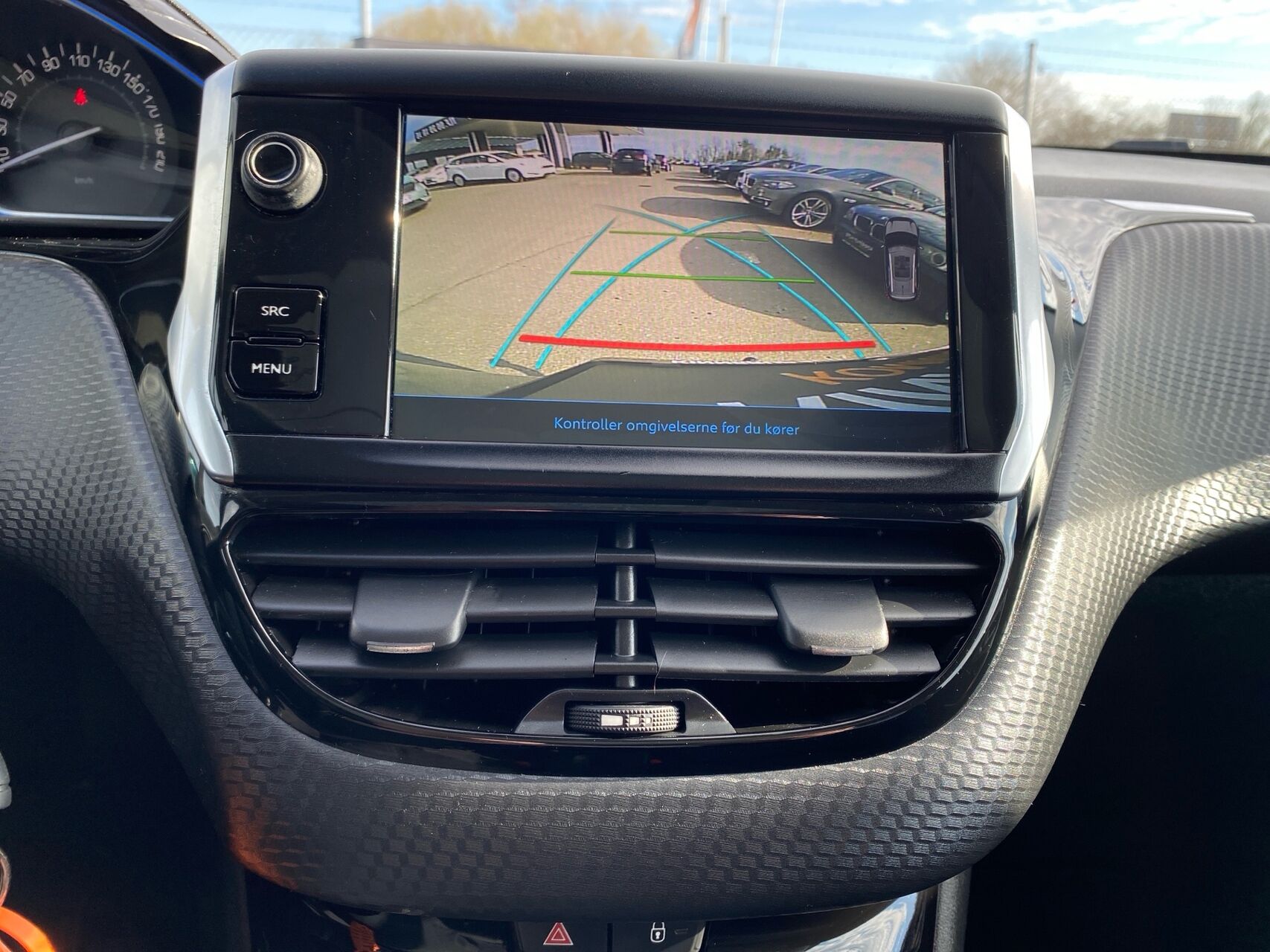 Billede af Peugeot 2008 1,6 BlueHDi Selection Sky 100HK 5d