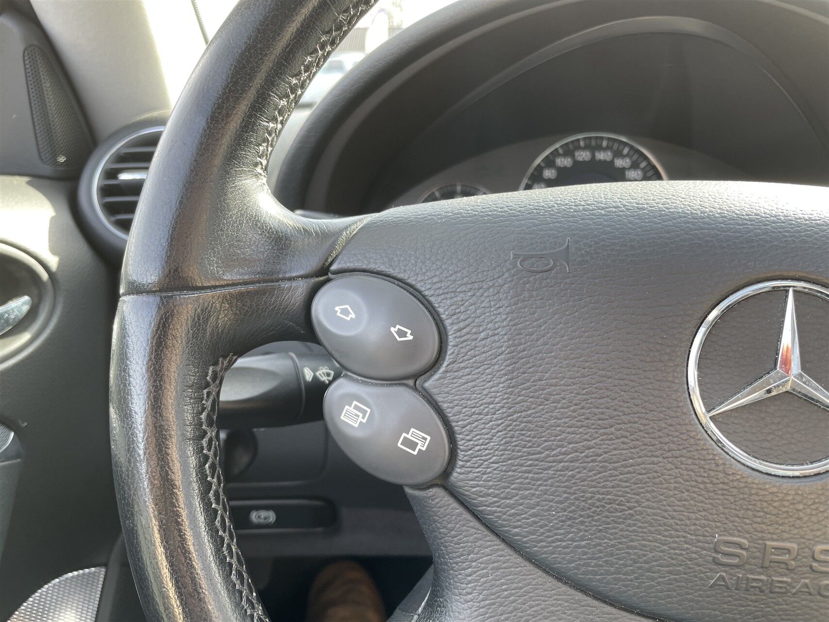 Billede af Mercedes-Benz CLK240 2,6 170HK 2d Aut.