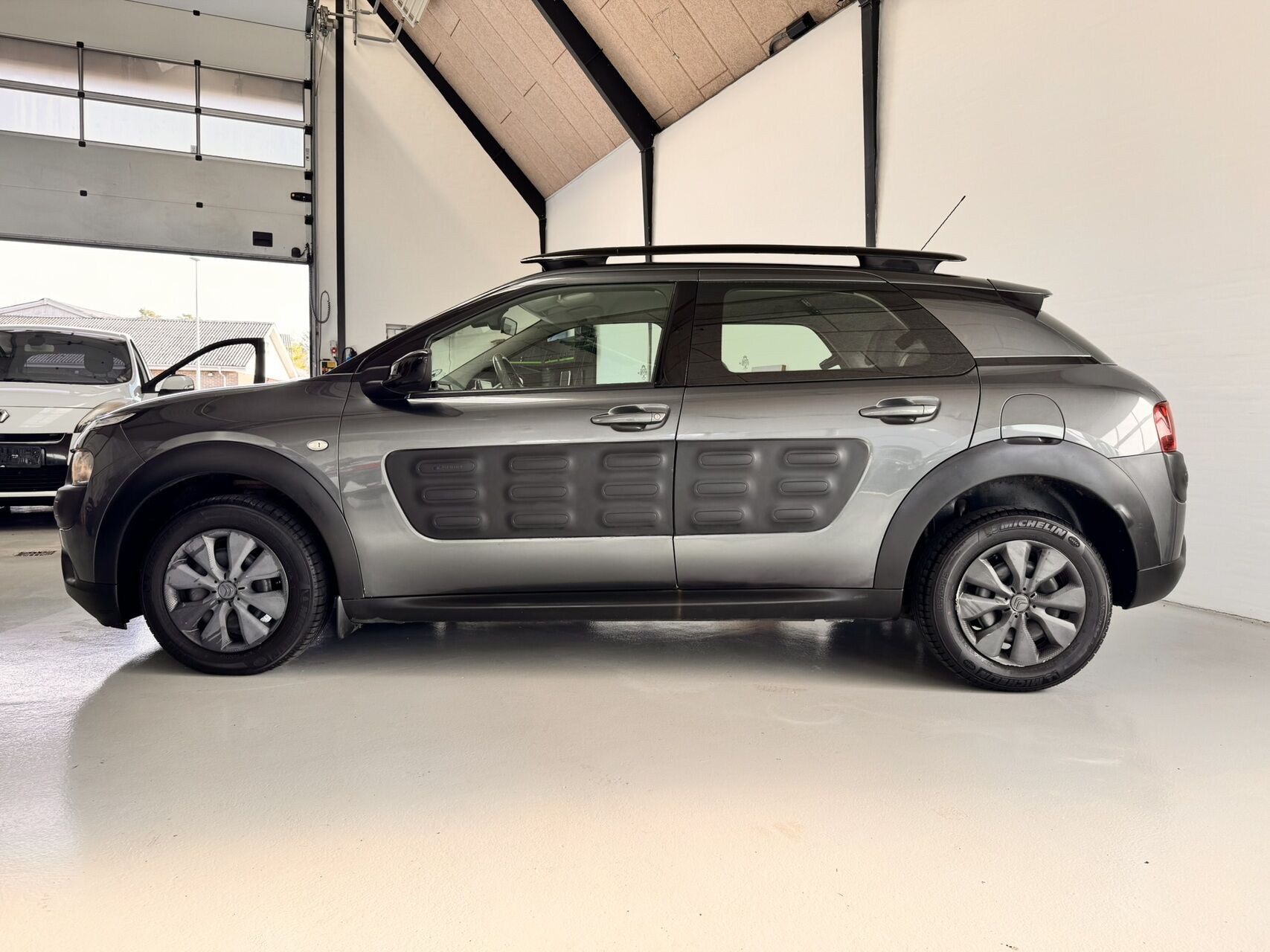 Billede af Citroën C4 Cactus 1,6 Blue HDi Cool Comfort start/stop 100HK 5d
