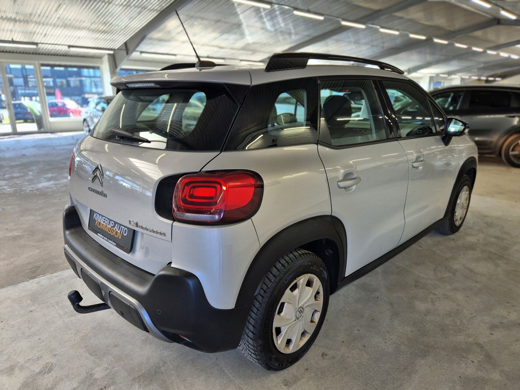 Billede af Citroën C3 Aircross 1,6 Blue HDi Iconic start/stop 100HK Van