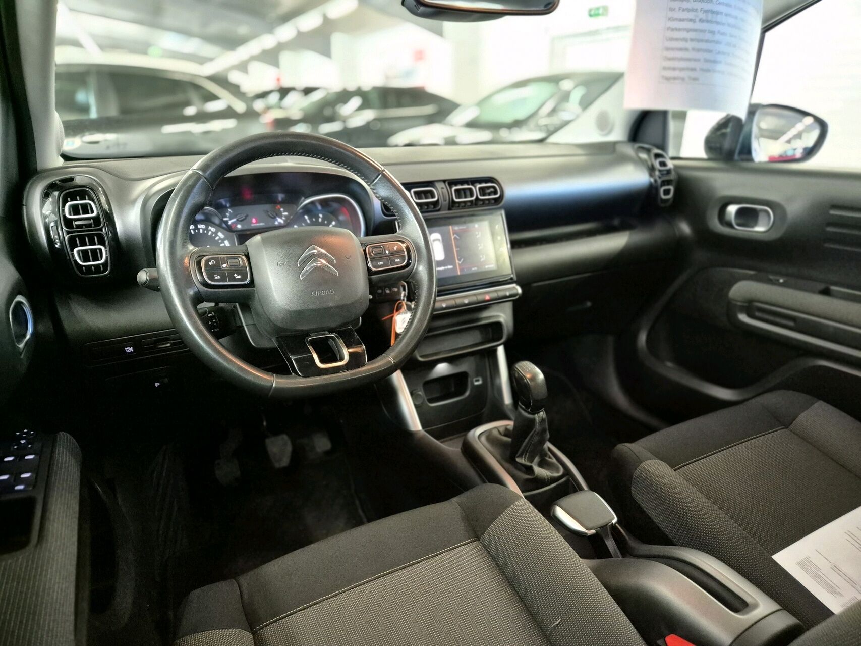 Billede af Citroën C3 Aircross 1,6 Blue HDi Iconic start/stop 100HK Van