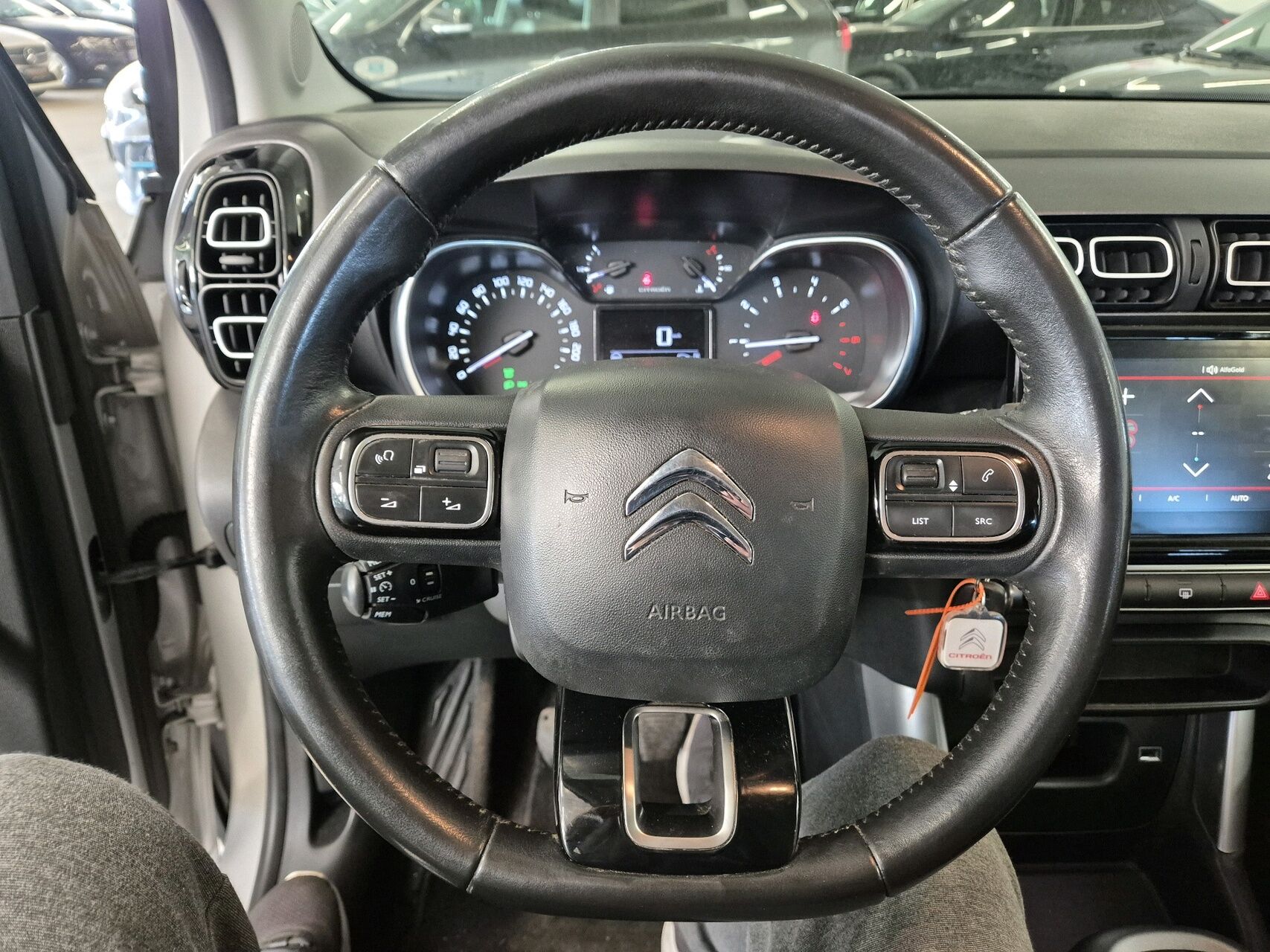 Billede af Citroën C3 Aircross 1,6 Blue HDi Iconic start/stop 100HK Van