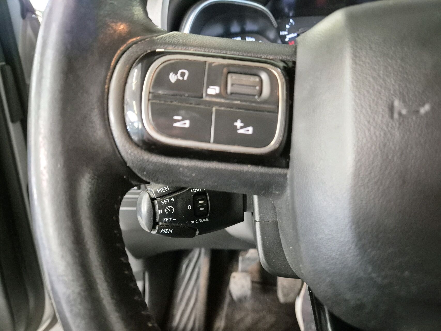 Billede af Citroën C3 Aircross 1,6 Blue HDi Iconic start/stop 100HK Van