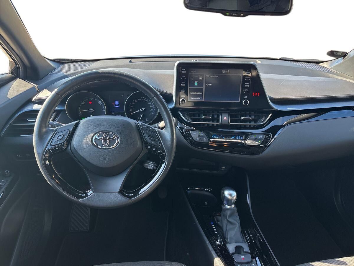 Billede af Toyota C-HR 1,8 Hybrid C-LUB Smart Multidrive S 122HK 5d Aut.