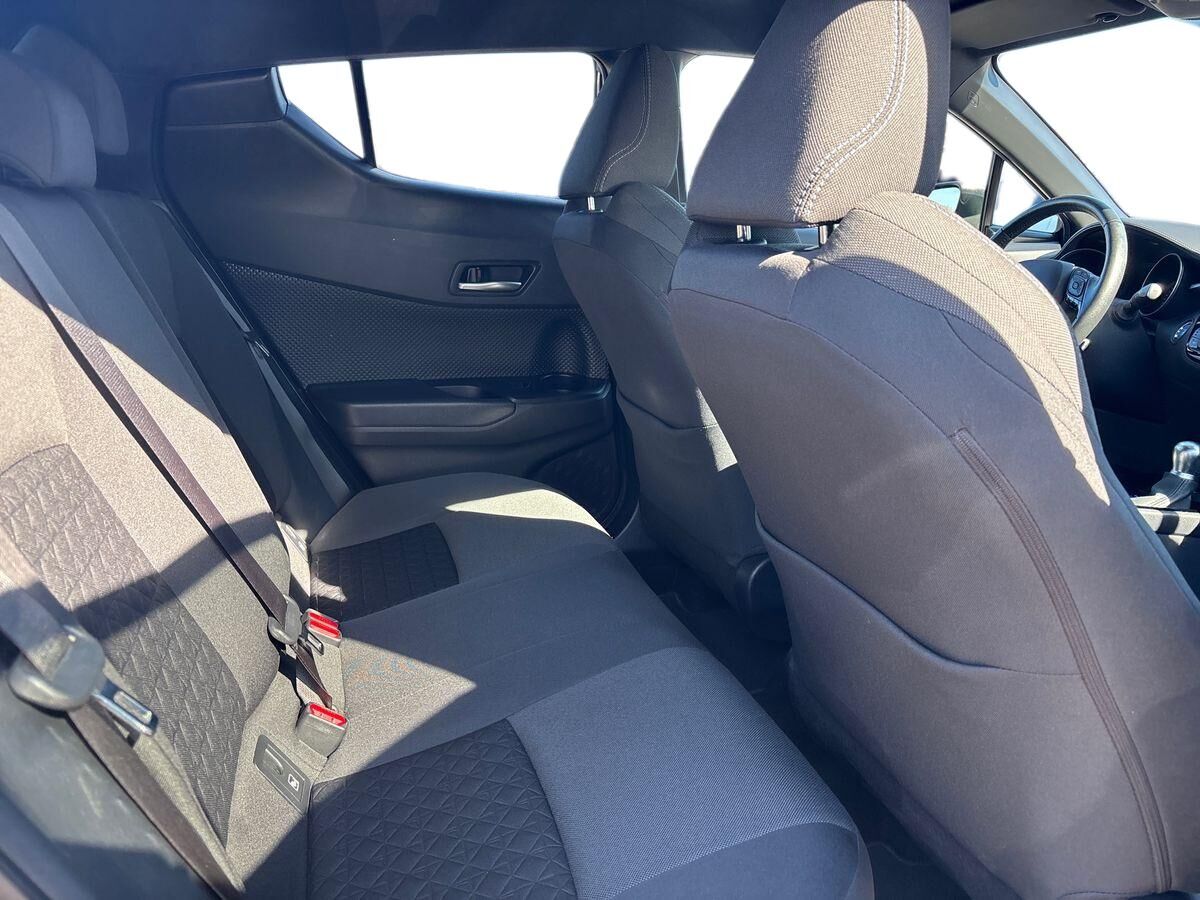 Billede af Toyota C-HR 1,8 Hybrid C-LUB Smart Multidrive S 122HK 5d Aut.