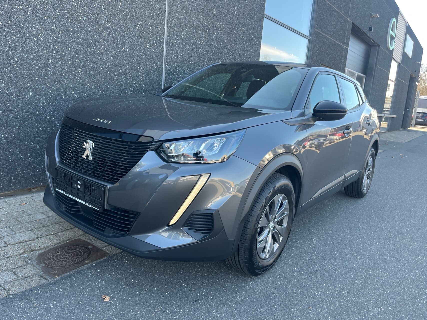 Billede af Peugeot 2008 1,2 PureTech Selection EAT8 130HK 5d 8g Aut.