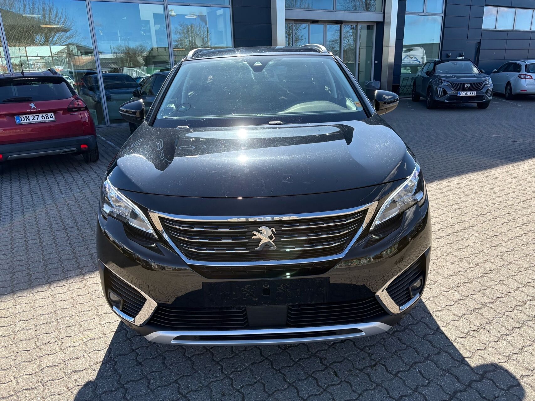 Billede af Peugeot 5008 1,2 PureTech Allure 130HK 5d 6g