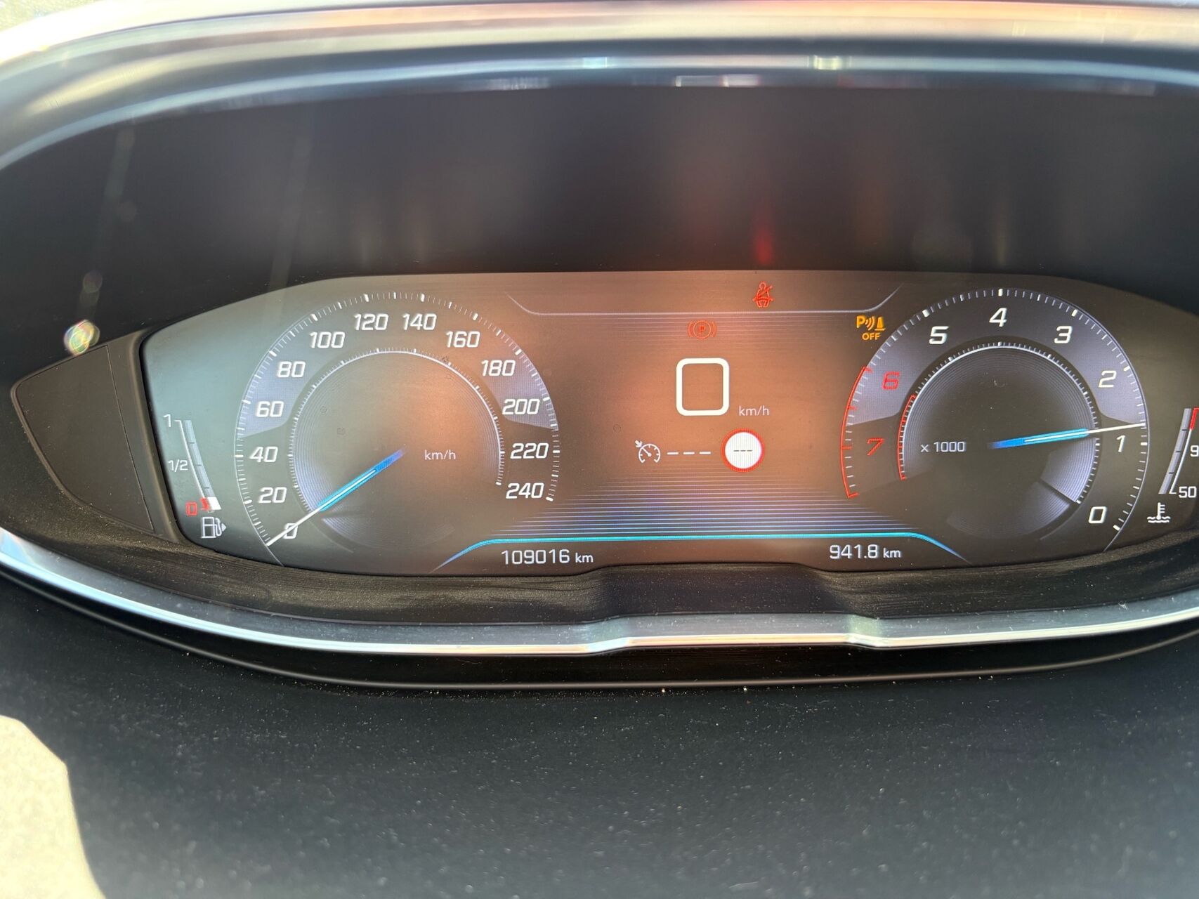 Billede af Peugeot 5008 1,2 PureTech Allure 130HK 5d 6g