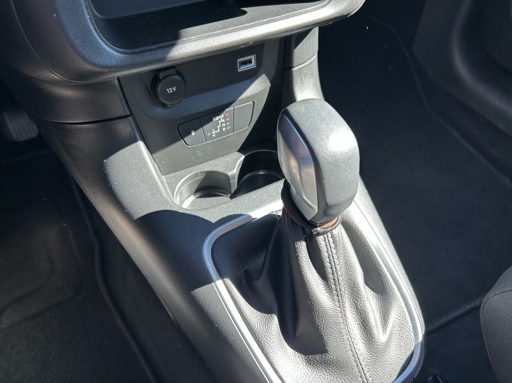 Billede af Citroën C3 1,2 PureTech Shine 110HK 5d 6g Aut.