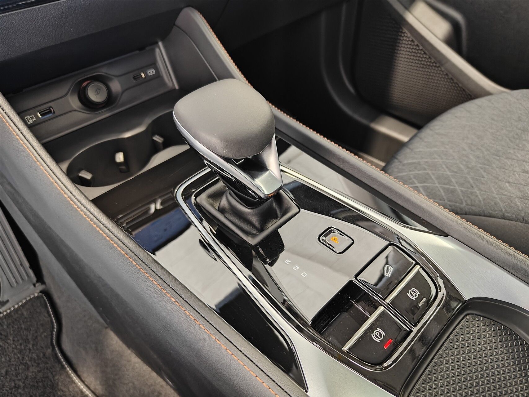 Billede af MG HS 1,5 T GDI  Plugin-hybrid Comfort 272HK 5d Aut.