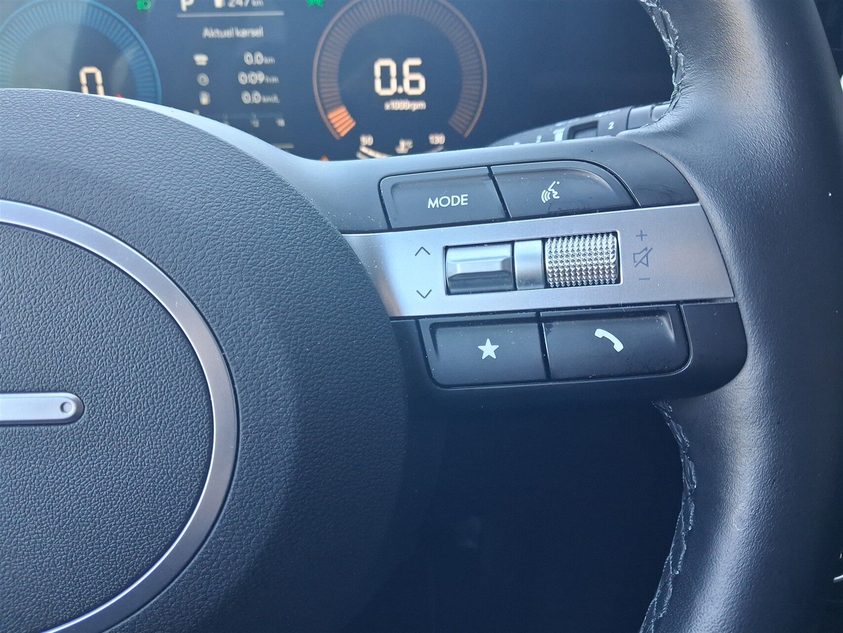 Billede af Hyundai Tucson 1,6 T-GDI  Mild hybrid Essential DCT 160HK 5d 7g Aut.