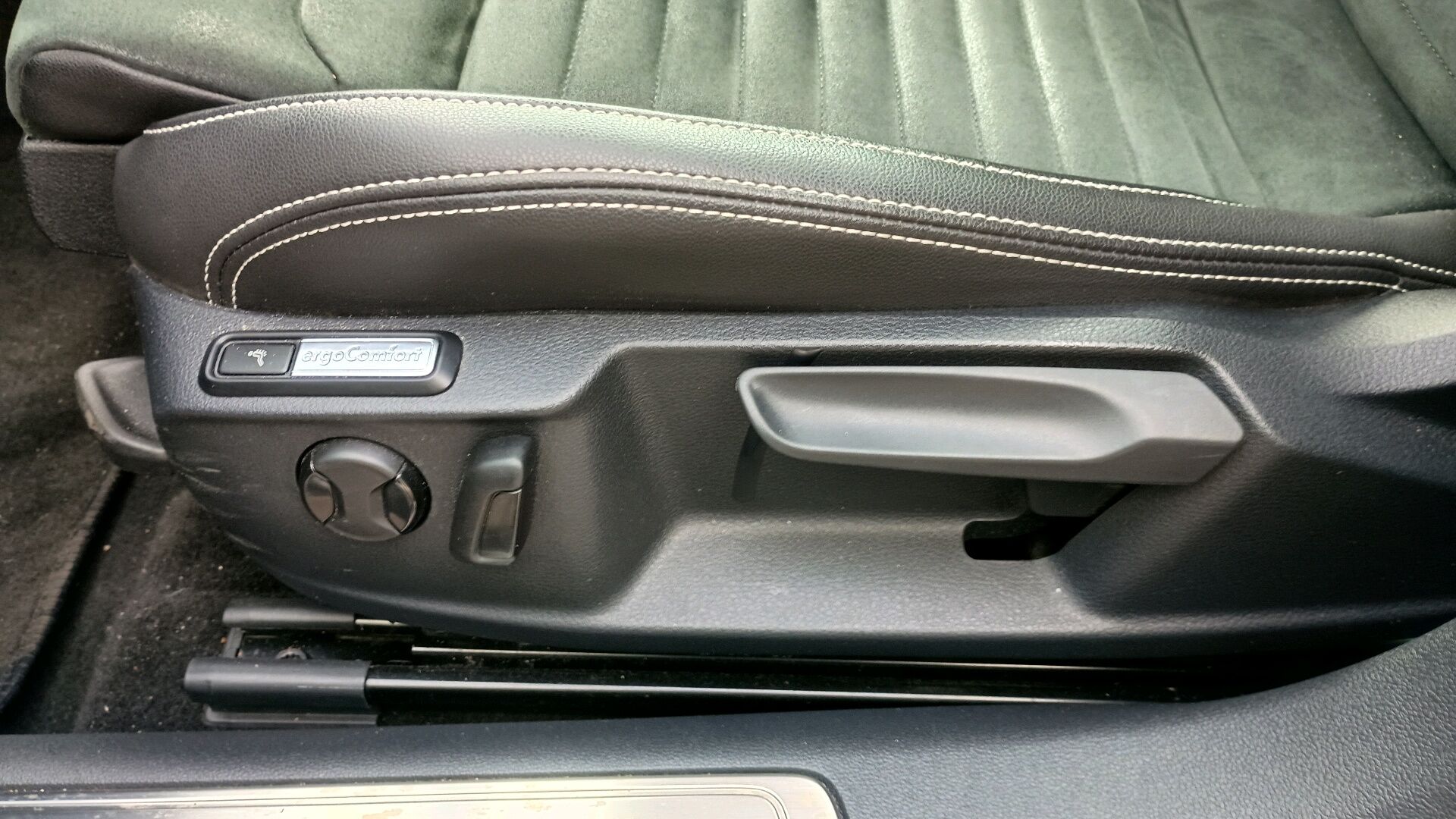 Billede af VW Passat Variant 1,4 TSI  Plugin-hybrid GTE Plus Pro DSG 218HK Stc 6g Aut.