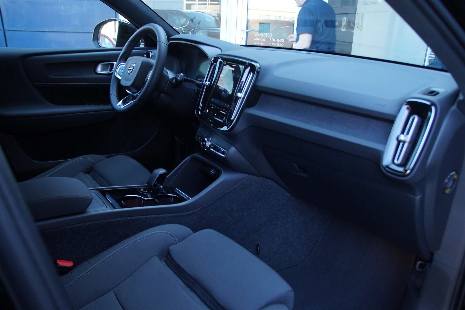 Billede af Volvo XC40 P6 Recharge Core 231HK 5d Aut.