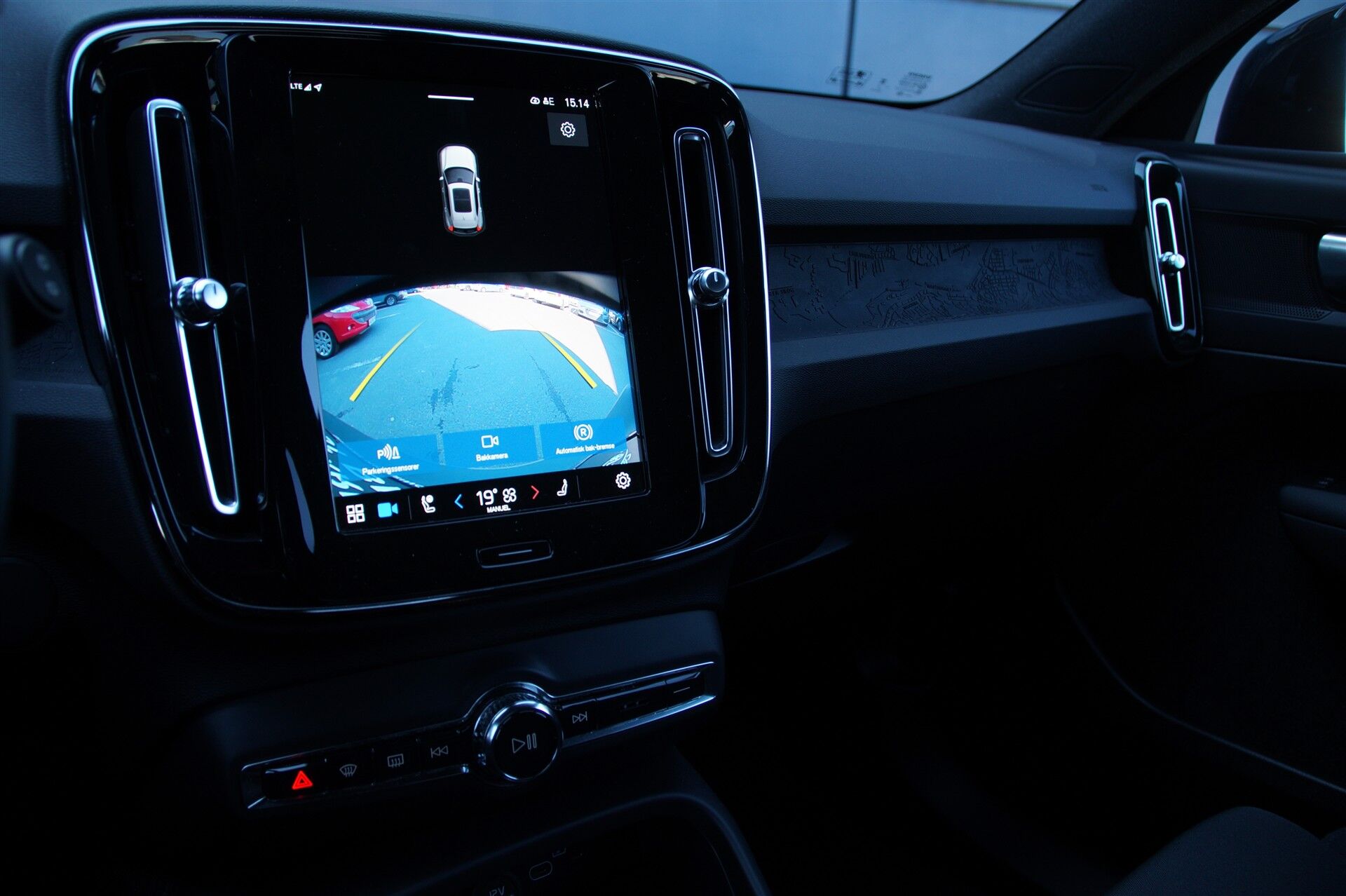 Billede af Volvo XC40 P6 Recharge Core 231HK 5d Aut.