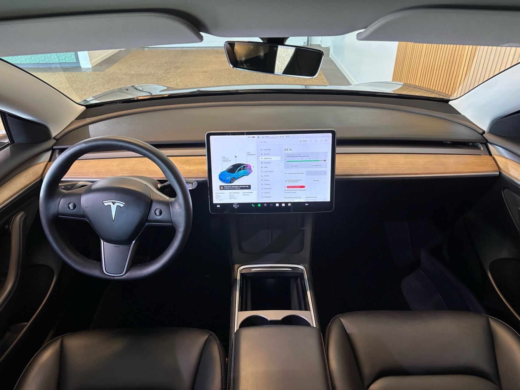 Billede af Tesla Model 3 EL Standard Range Plus 325HK Aut.