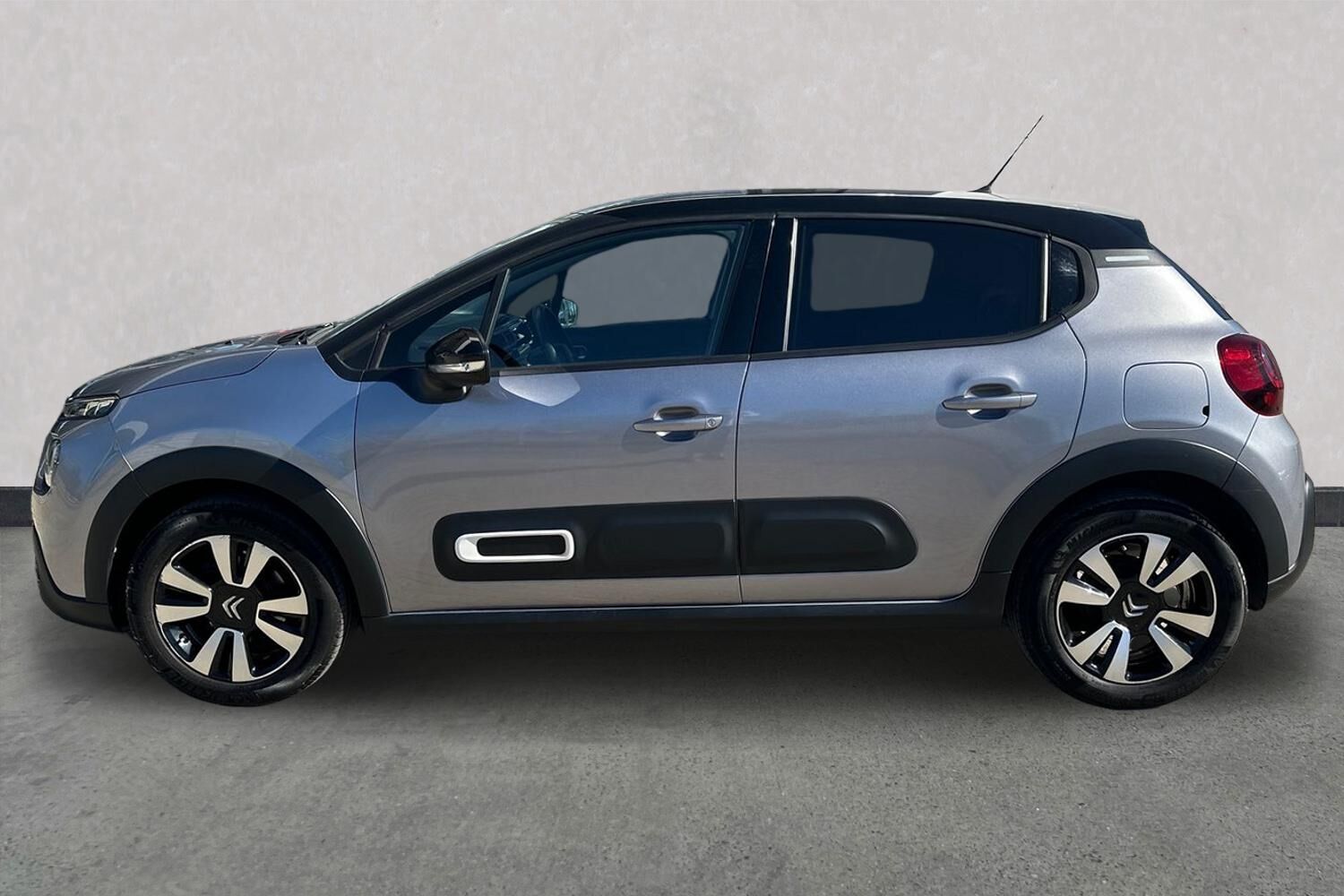 Billede af Citroën C3 1,2 PureTech Shine 83HK 5d