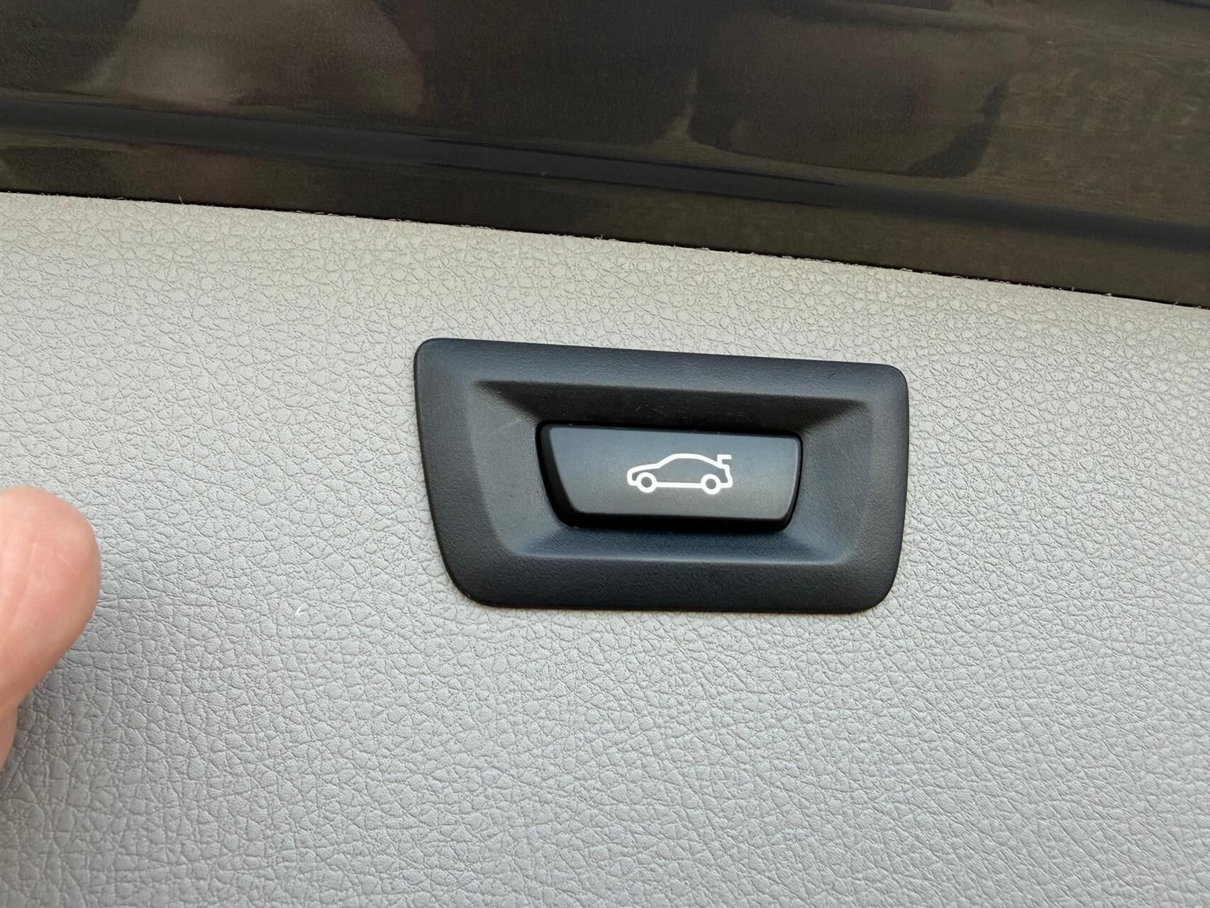 Billede af BMW 320d Touring 2,0 D Advantage 190HK Stc 8g Aut.