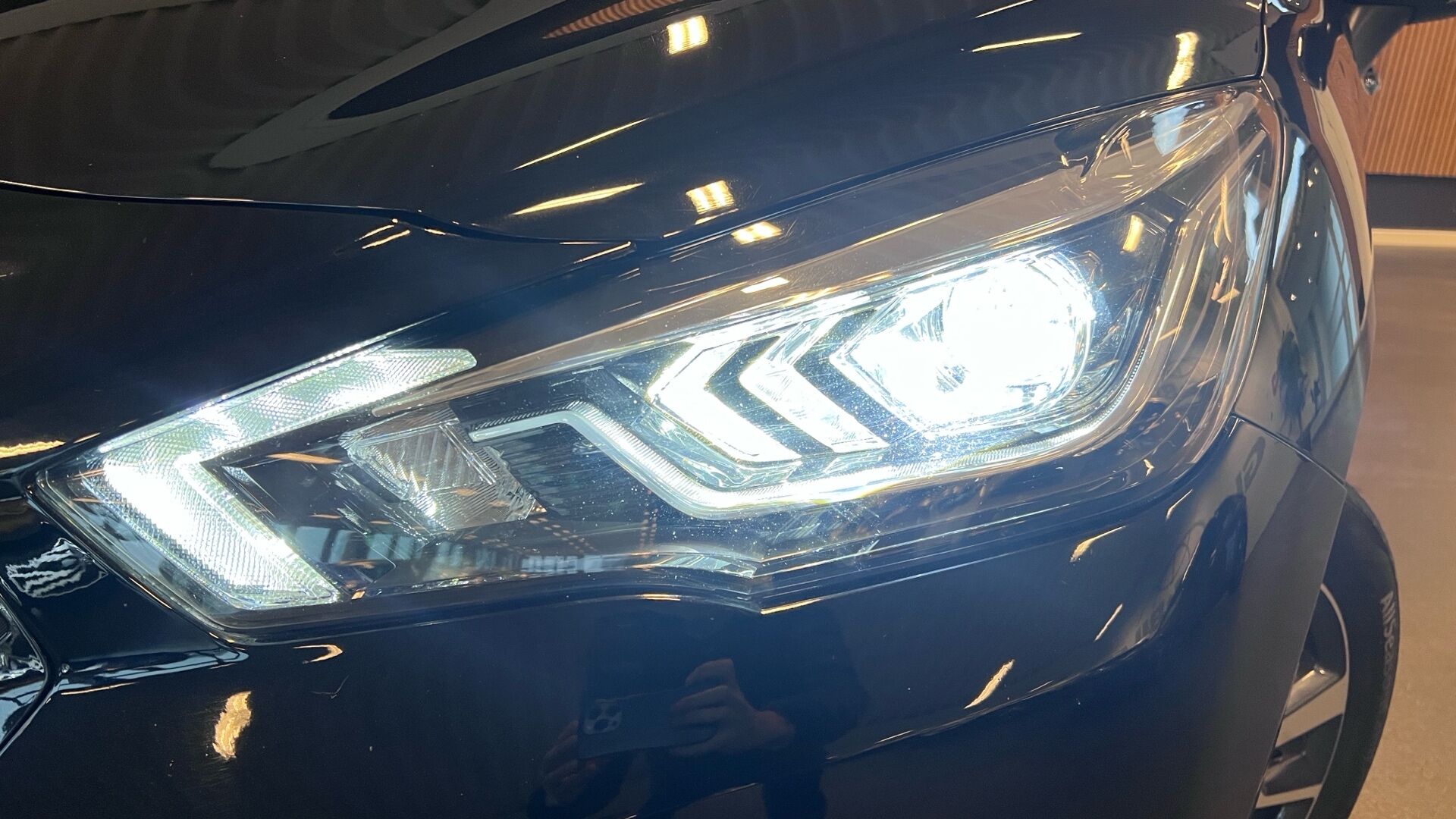 Billede af Nissan Micra 1,0 IG-T Tekna Start/Stop 100HK 5d