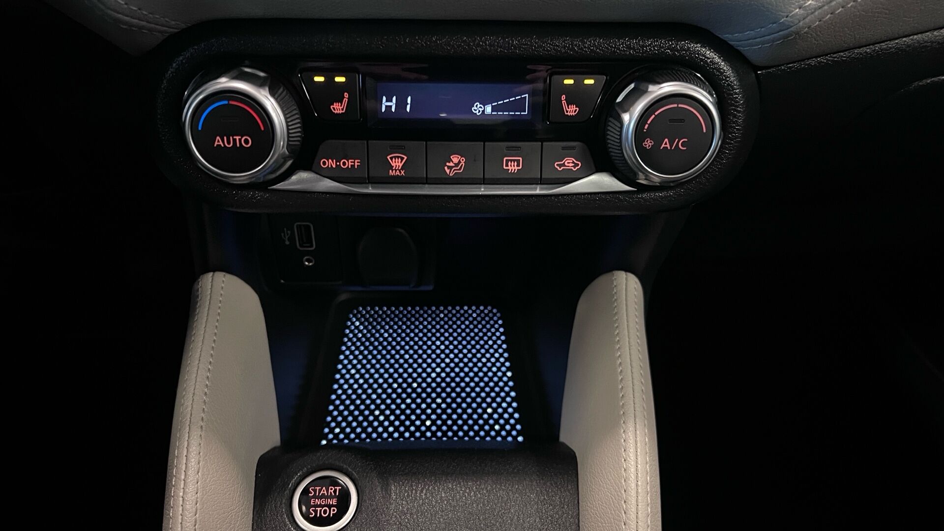 Billede af Nissan Micra 1,0 IG-T Tekna Start/Stop 100HK 5d