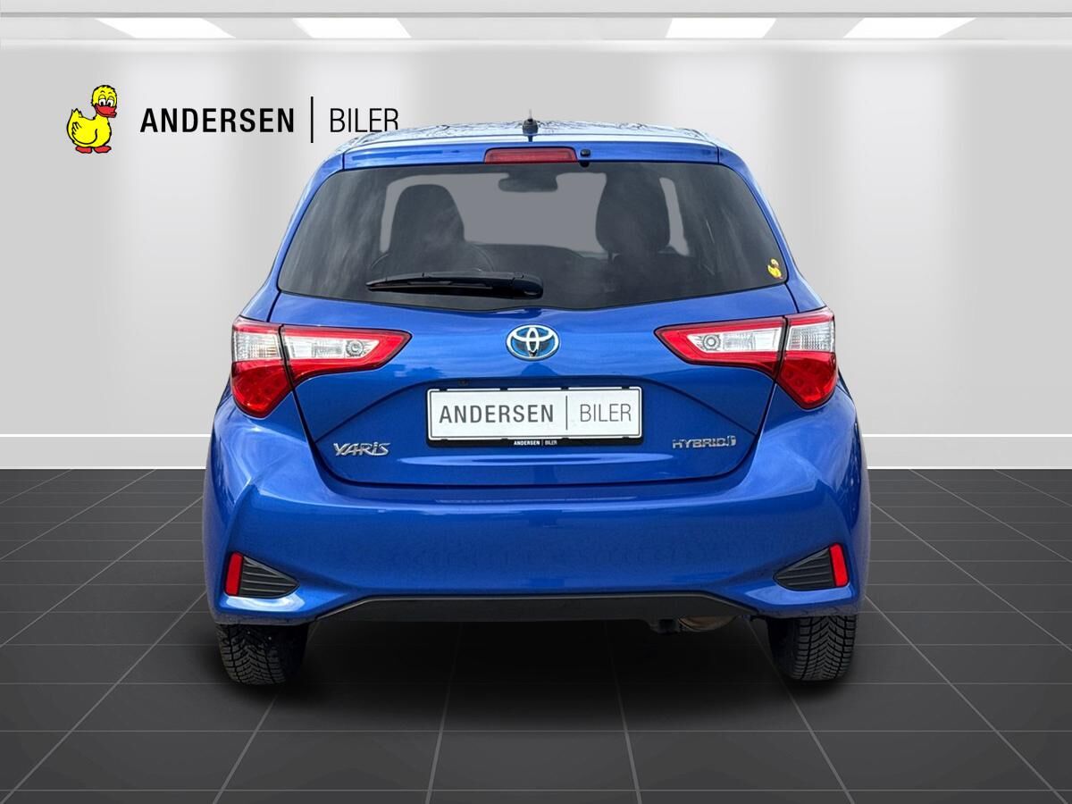 Billede af Toyota Yaris 1,5 Hybrid H3 Smartpakke E-CVT 100HK 5d Trinl. Gear