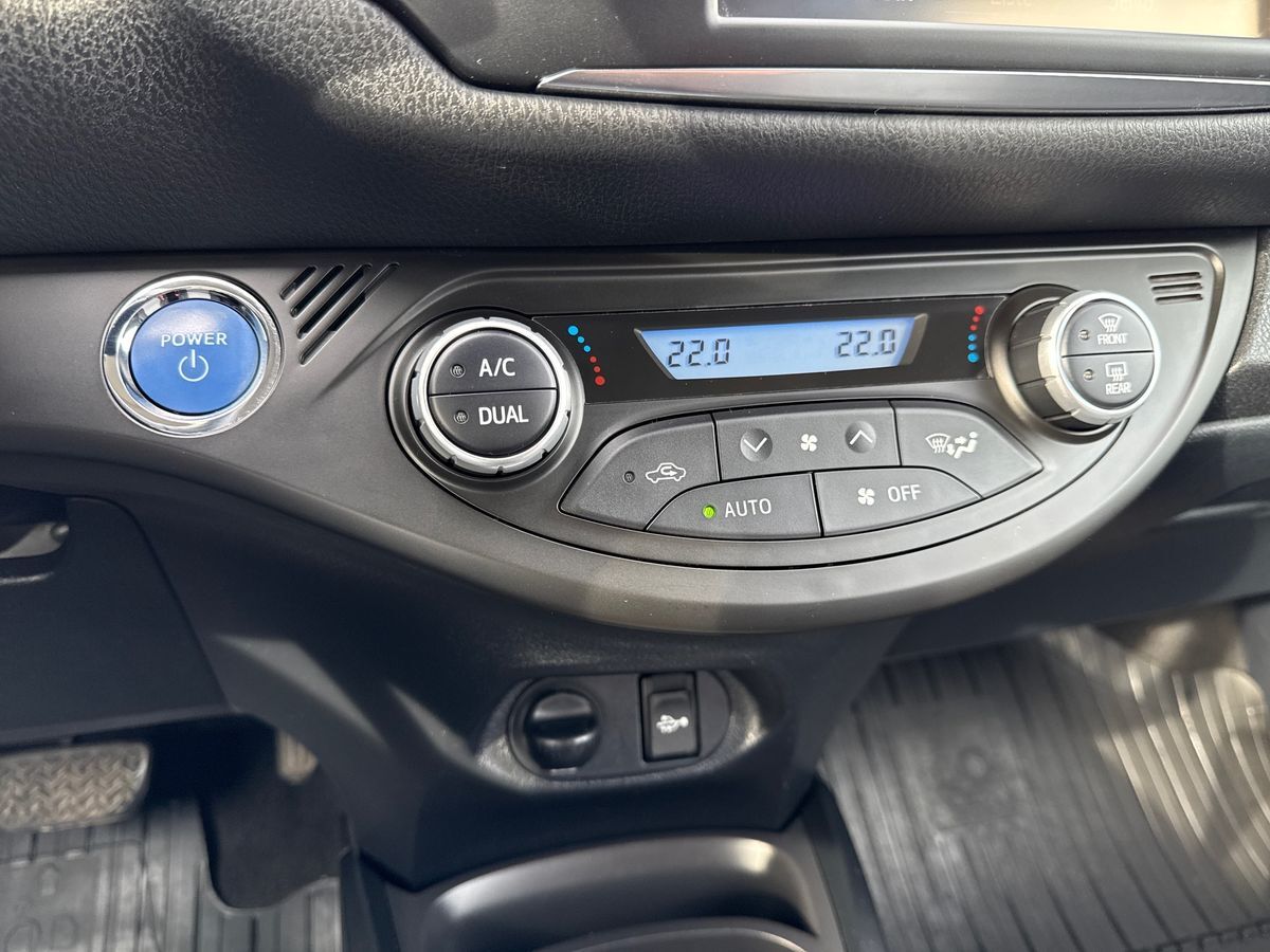 Billede af Toyota Yaris 1,5 Hybrid H3 Smartpakke E-CVT 100HK 5d Trinl. Gear