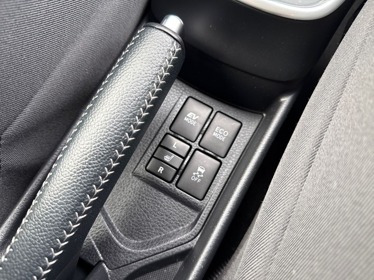 Billede af Toyota Yaris 1,5 Hybrid H3 Smartpakke E-CVT 100HK 5d Trinl. Gear