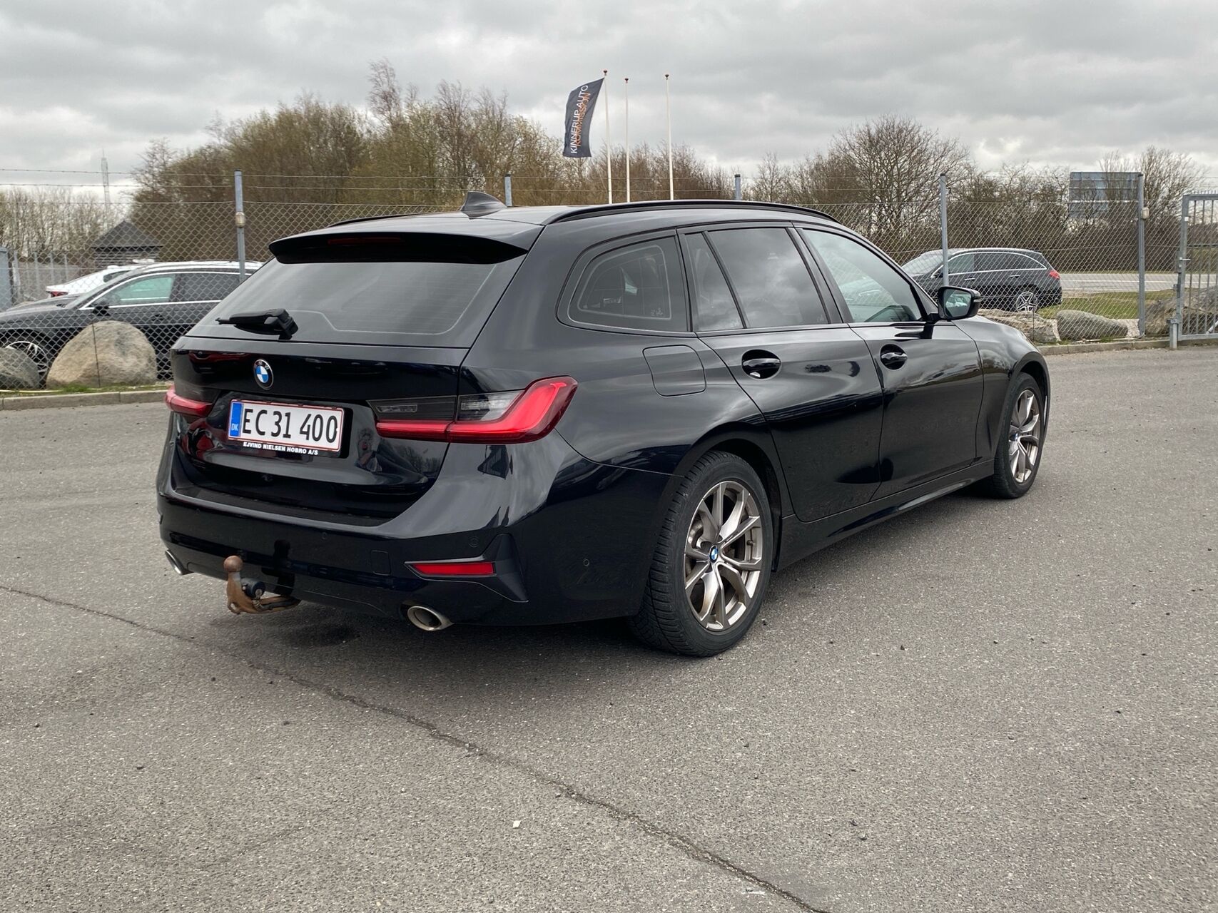 Billede af BMW 330e Touring 2,0 Plugin-hybrid Sport Line Steptronic 292HK Stc 8g Aut.