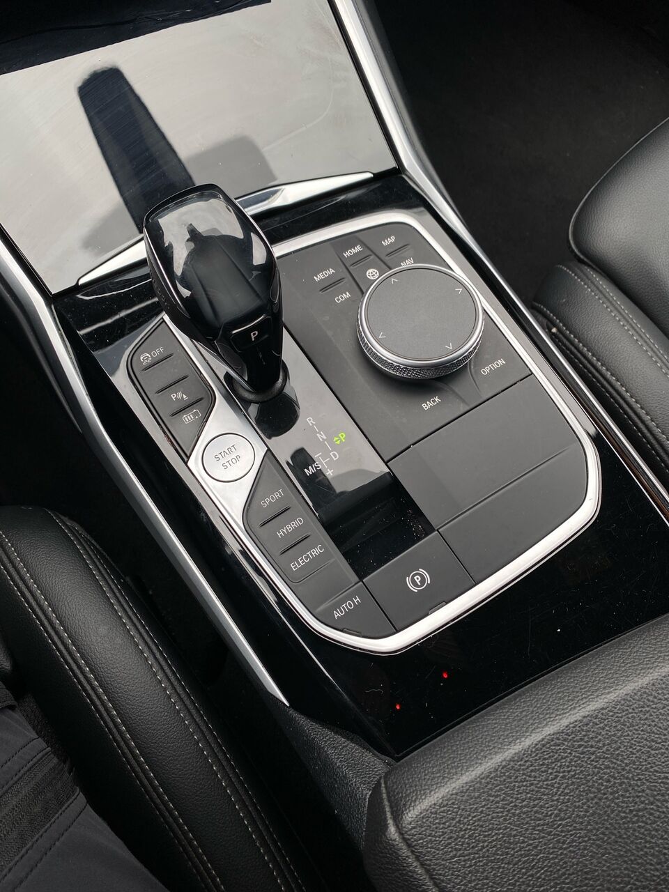 Billede af BMW 330e Touring 2,0 Plugin-hybrid Sport Line Steptronic 292HK Stc 8g Aut.