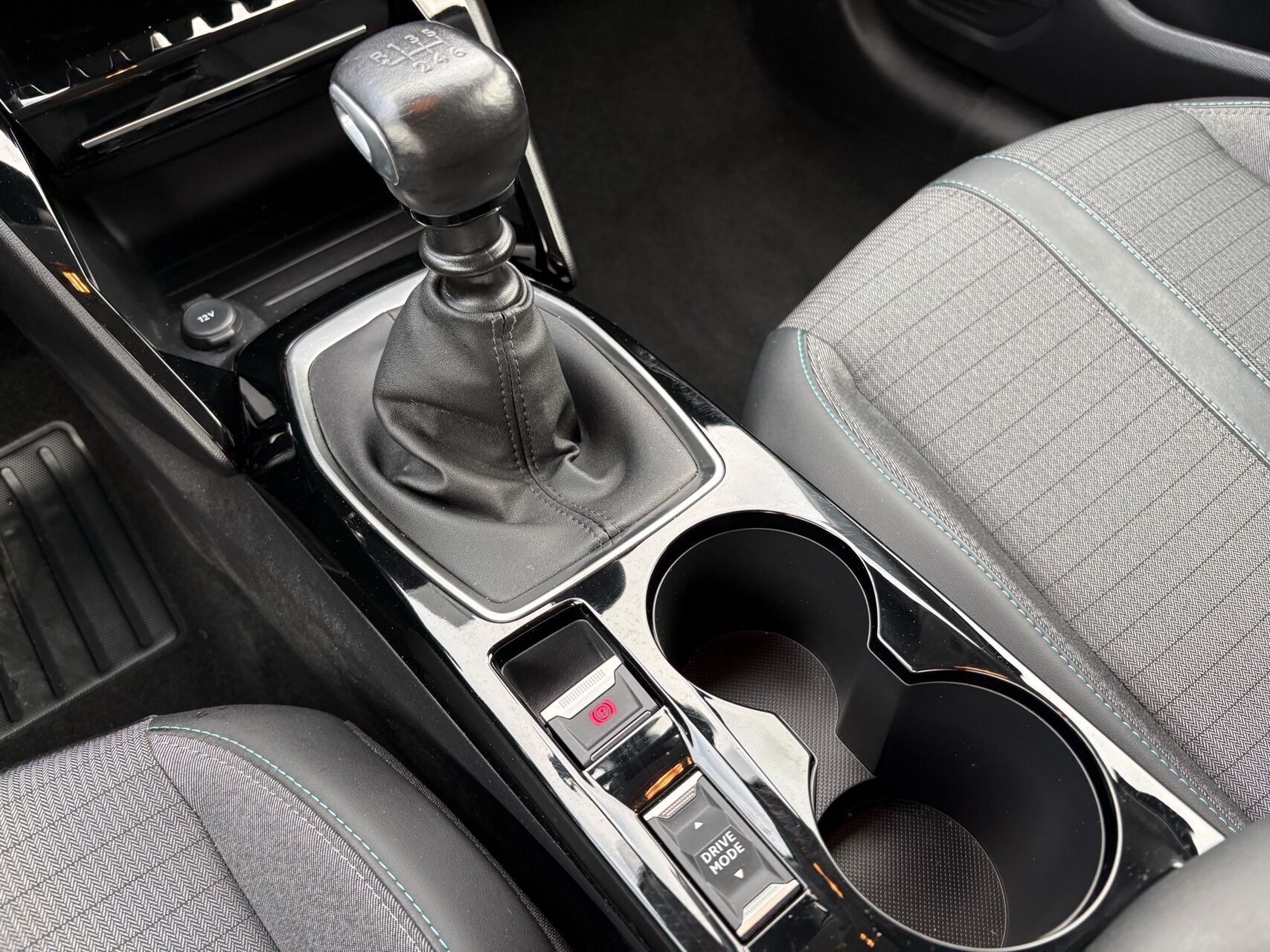 Billede af Peugeot 208 1,2 PureTech Allure Grand 100HK 5d 6g