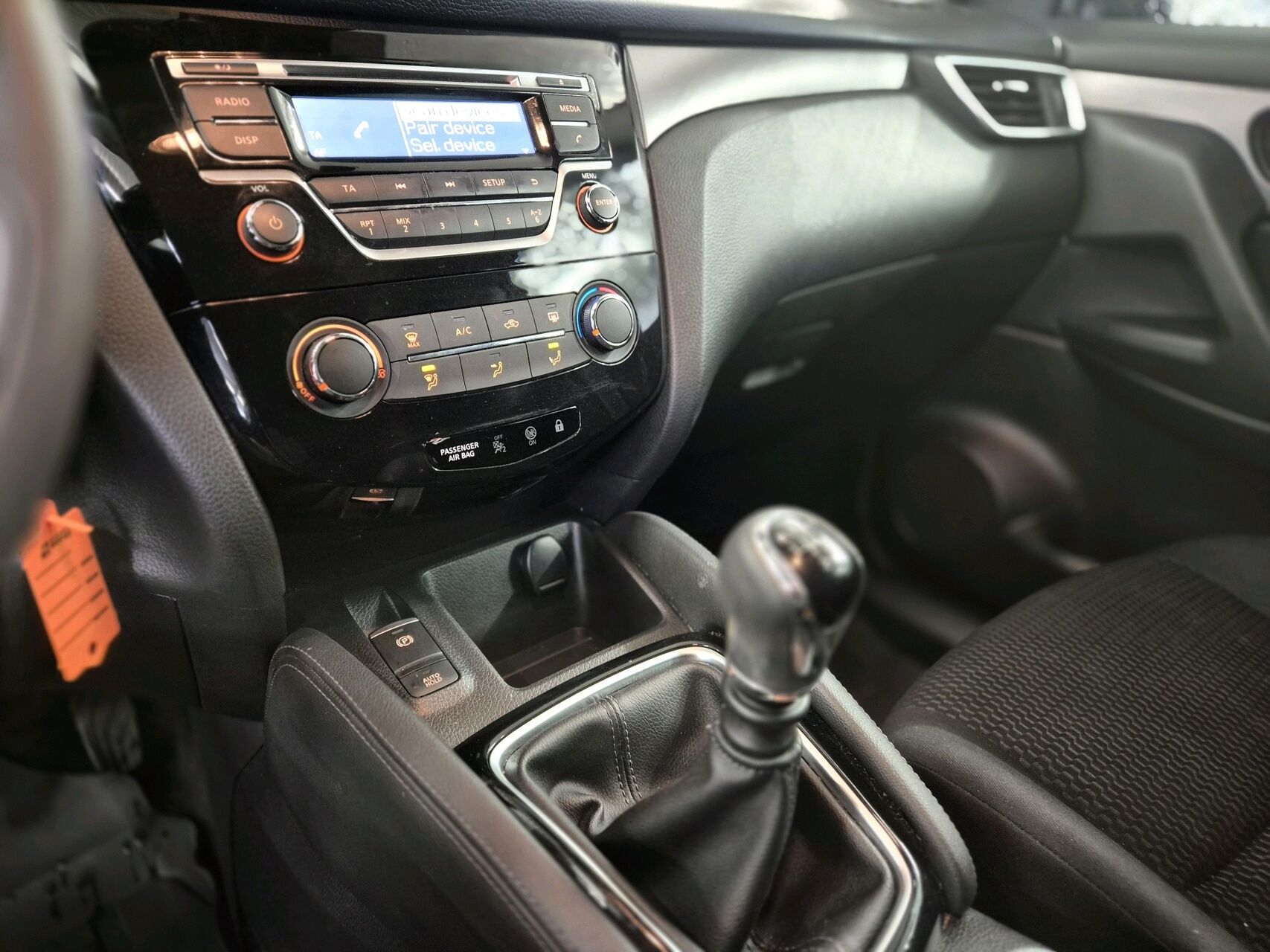 Billede af Nissan Qashqai 1,3 Dig-T Visia 140HK 5d 6g