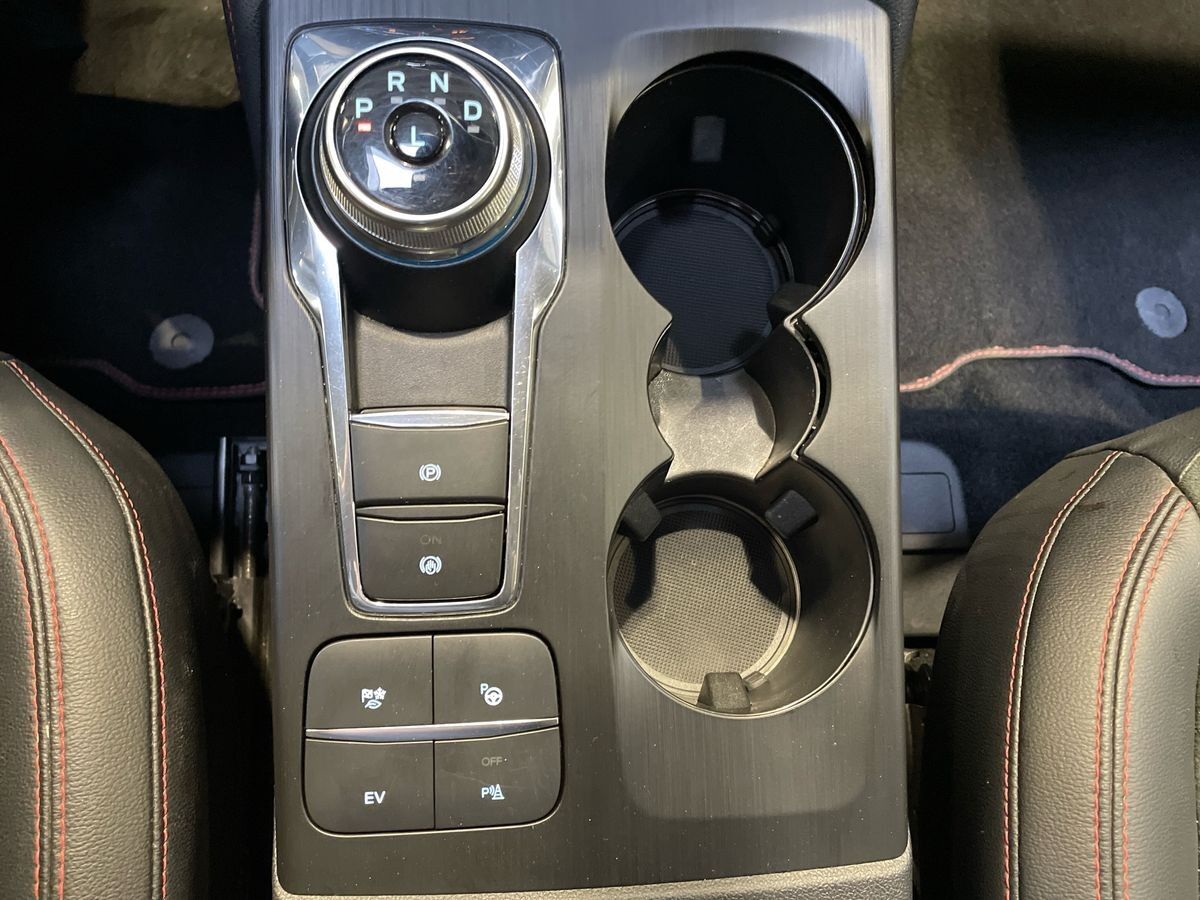 Billede af Ford Kuga 2,5 Plugin-hybrid ST-Line X CVT 225HK 5d Trinl. Gear