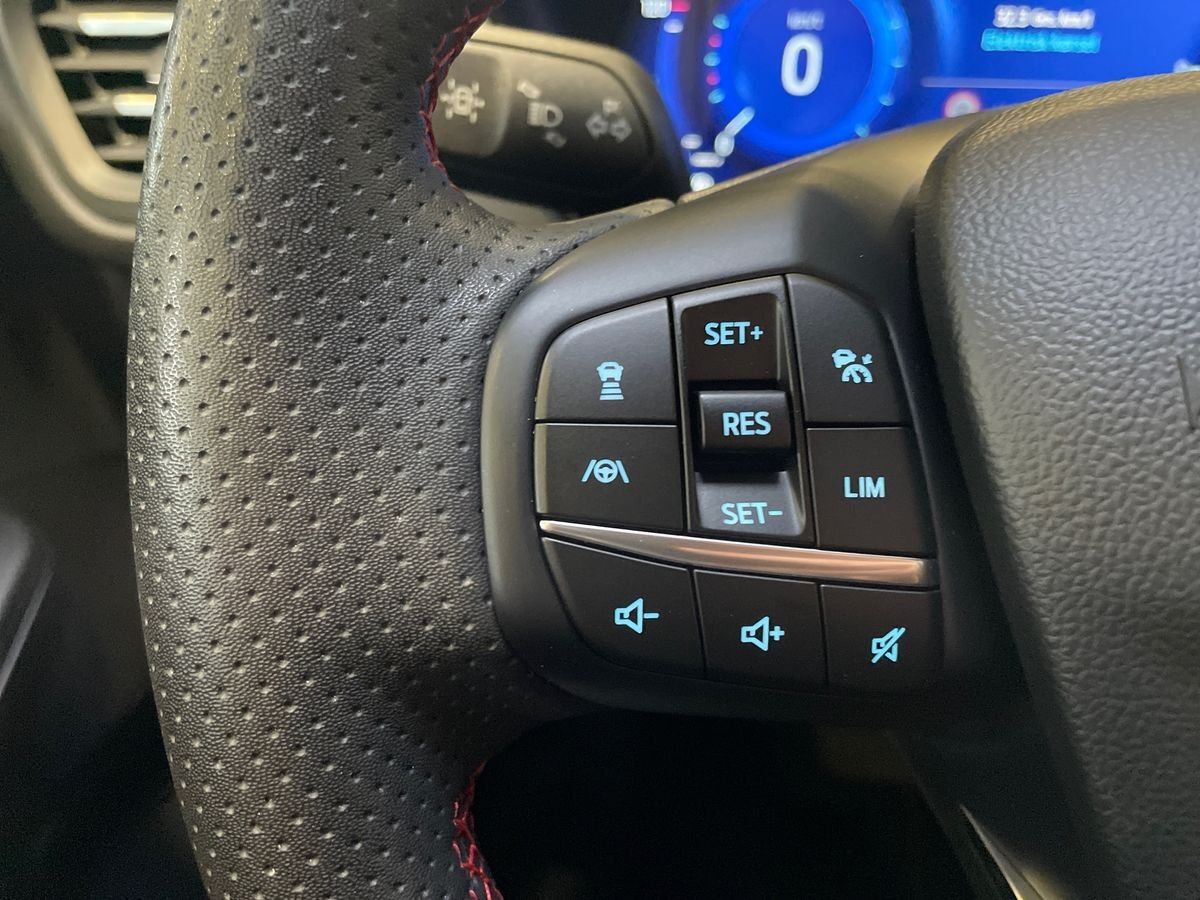 Billede af Ford Kuga 2,5 Plugin-hybrid ST-Line X CVT 225HK 5d Trinl. Gear