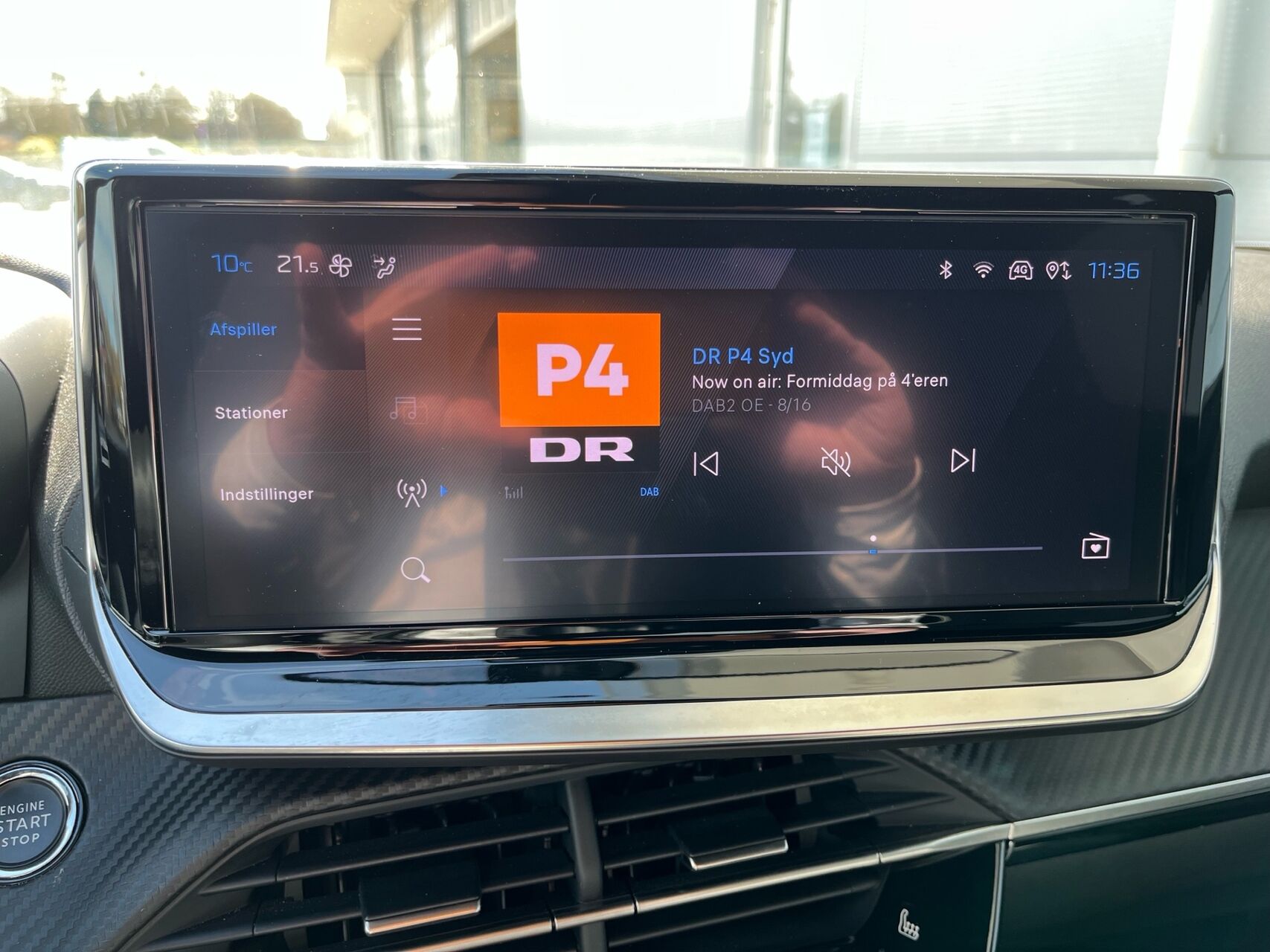 Billede af Peugeot 2008 1,2 PureTech Black Selection EAT8 130HK 5d 8g Aut.