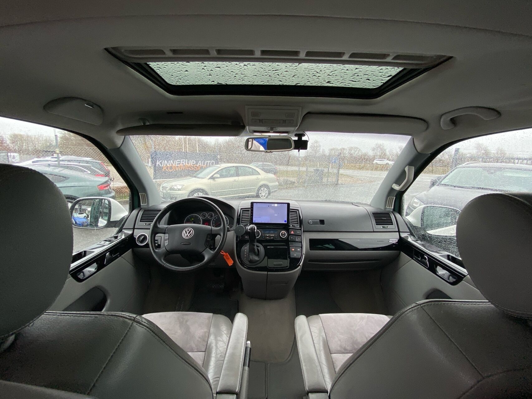 Billede af VW Multivan 2,5 TDI Comfortline 174HK Aut.