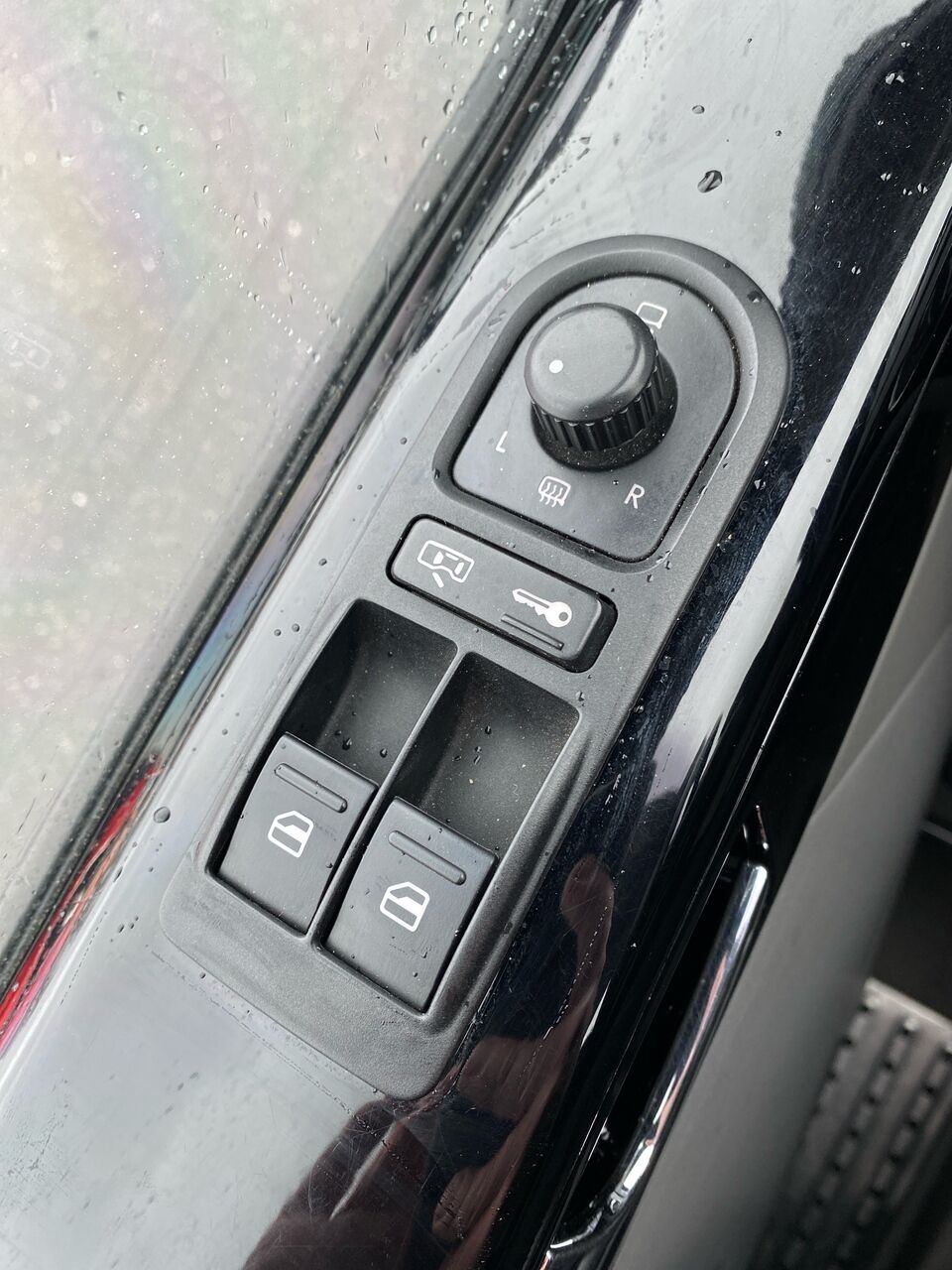 Billede af VW Multivan 2,5 TDI Comfortline 174HK Aut.